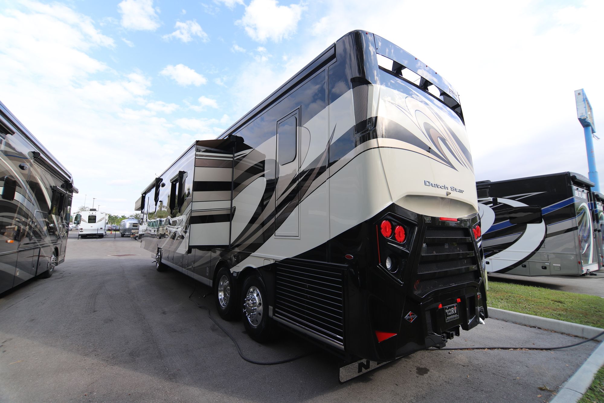 New 2019 Newmar Dutch Star 4369 Class A  For Sale