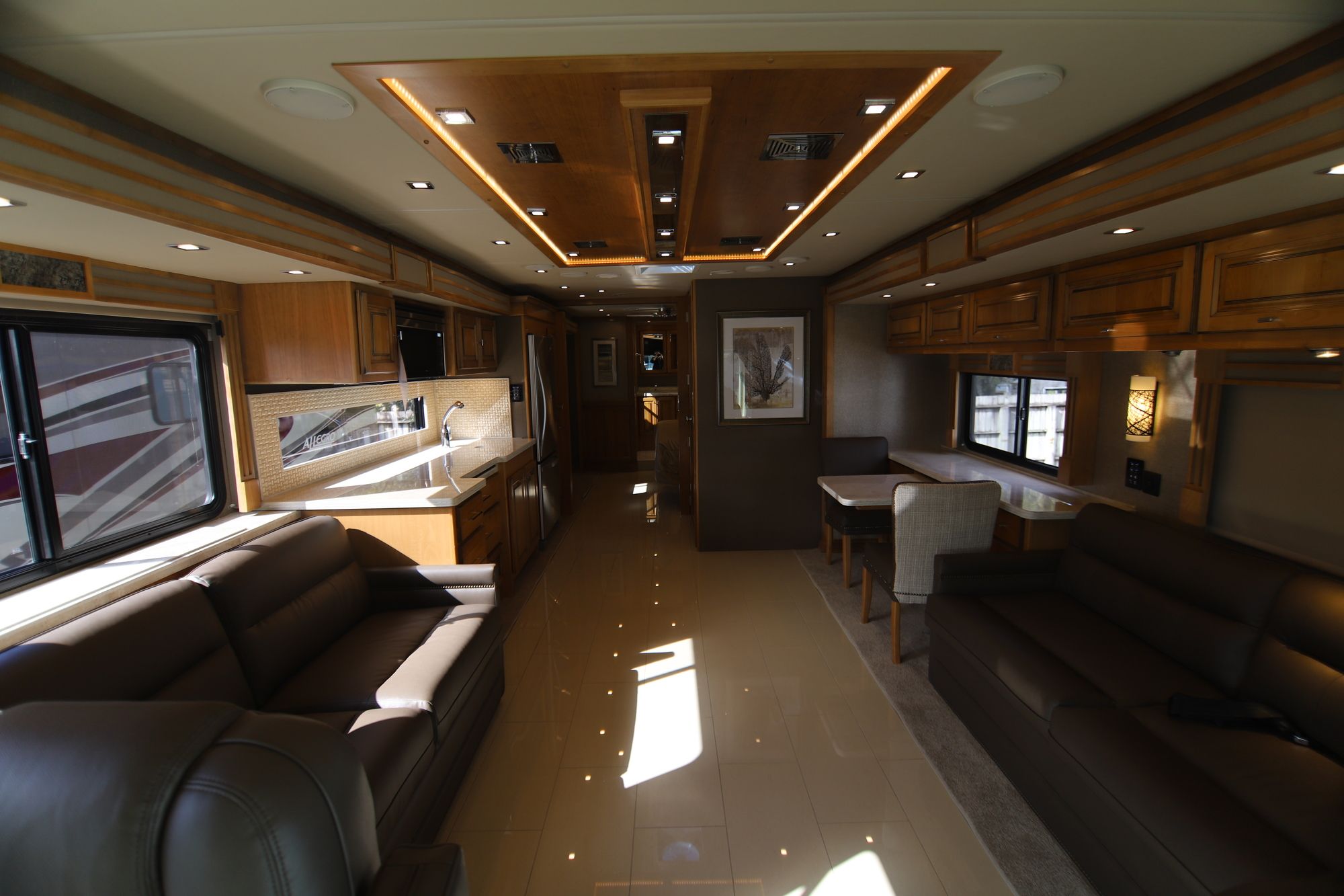 New 2019 Tiffin Motor Homes Allegro Red 37BA Class A  For Sale