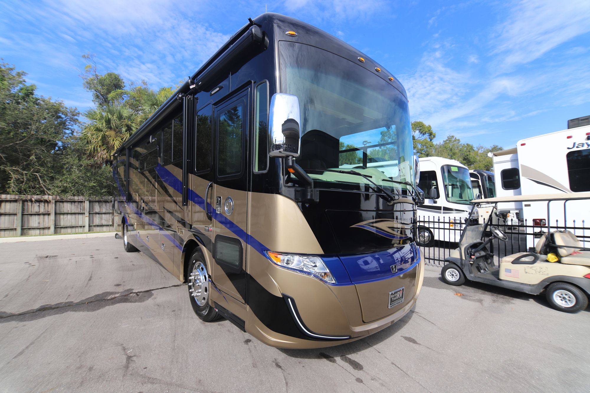 New 2019 Tiffin Motor Homes Allegro Red 37BA Class A  For Sale