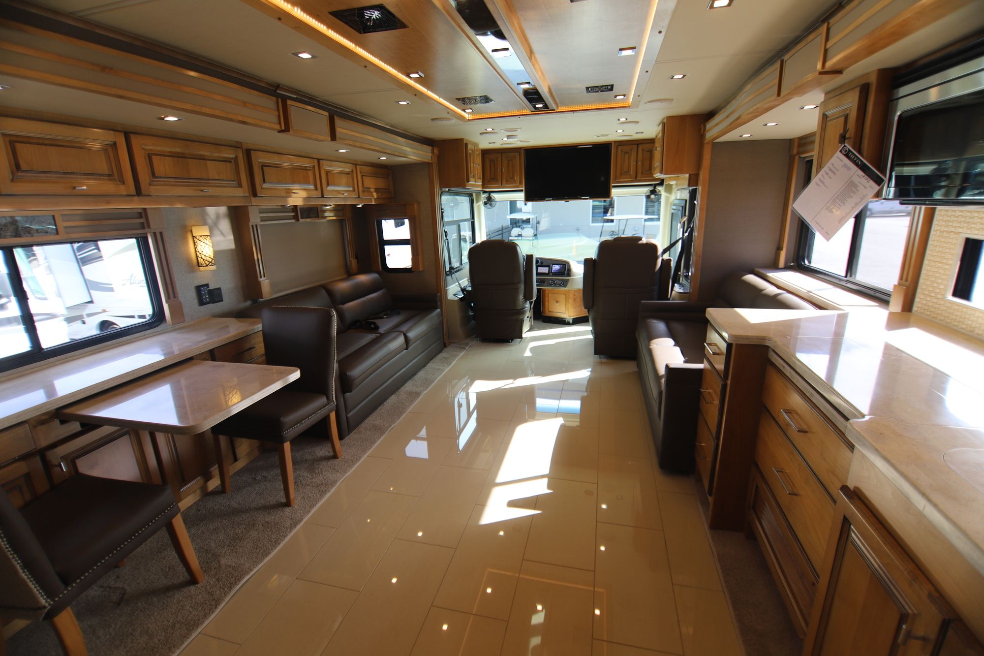 New 2019 Tiffin Motor Homes Allegro Red 37BA Class A  For Sale