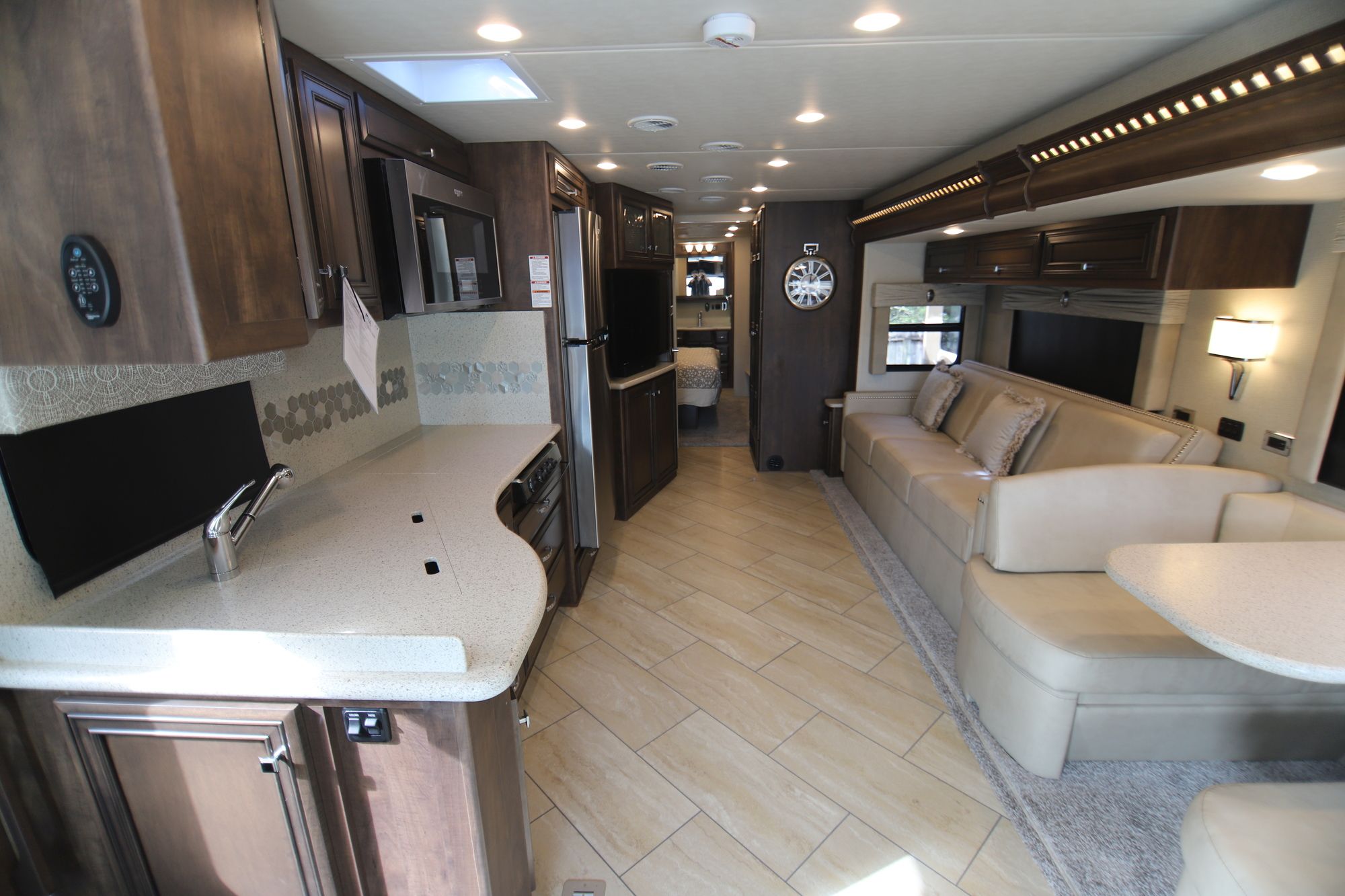 New 2019 Newmar Bay Star 3609 Class A  For Sale