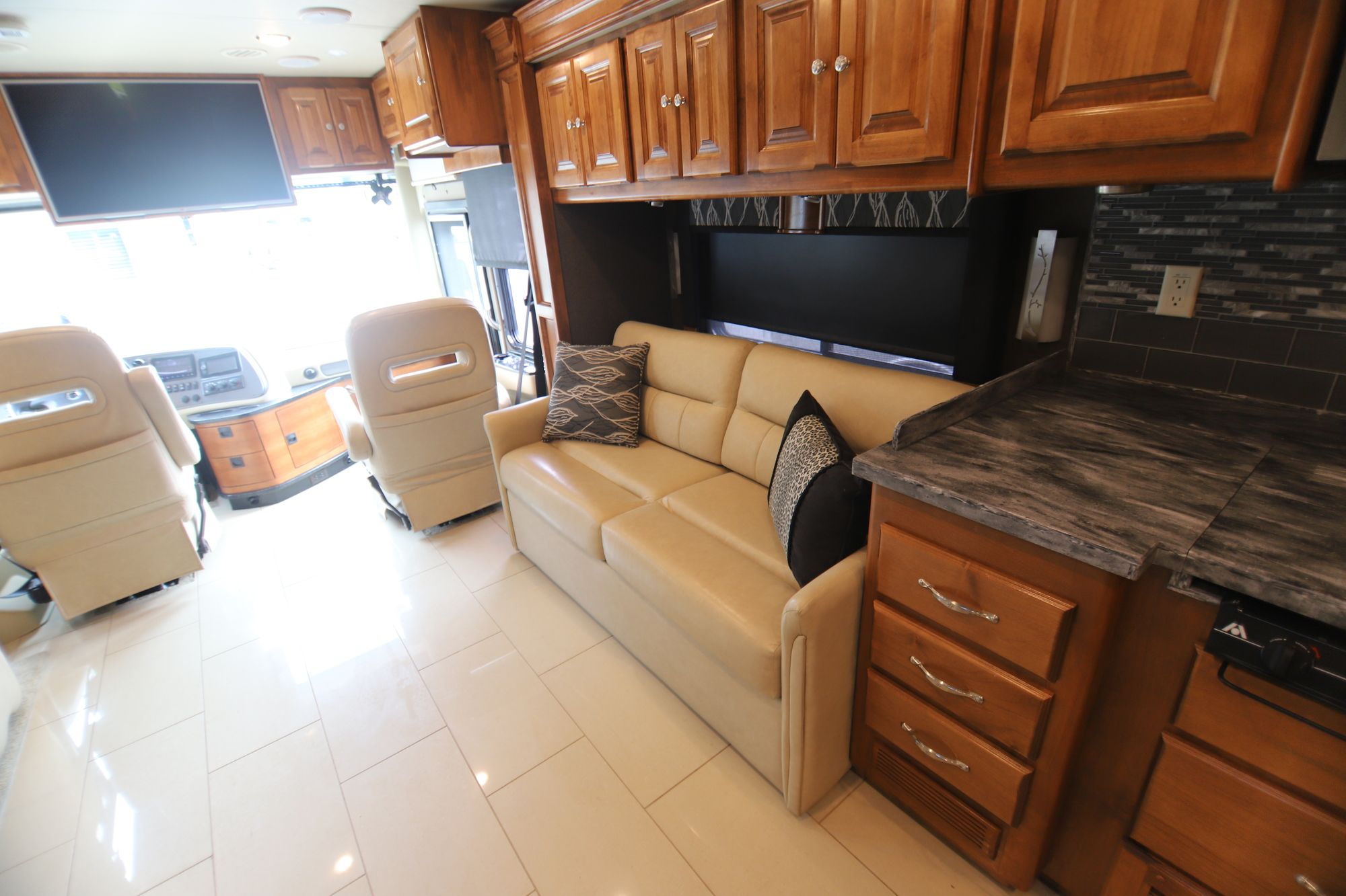 Used 2016 Tiffin Motor Homes Allegro Red 38QRA Class A  For Sale