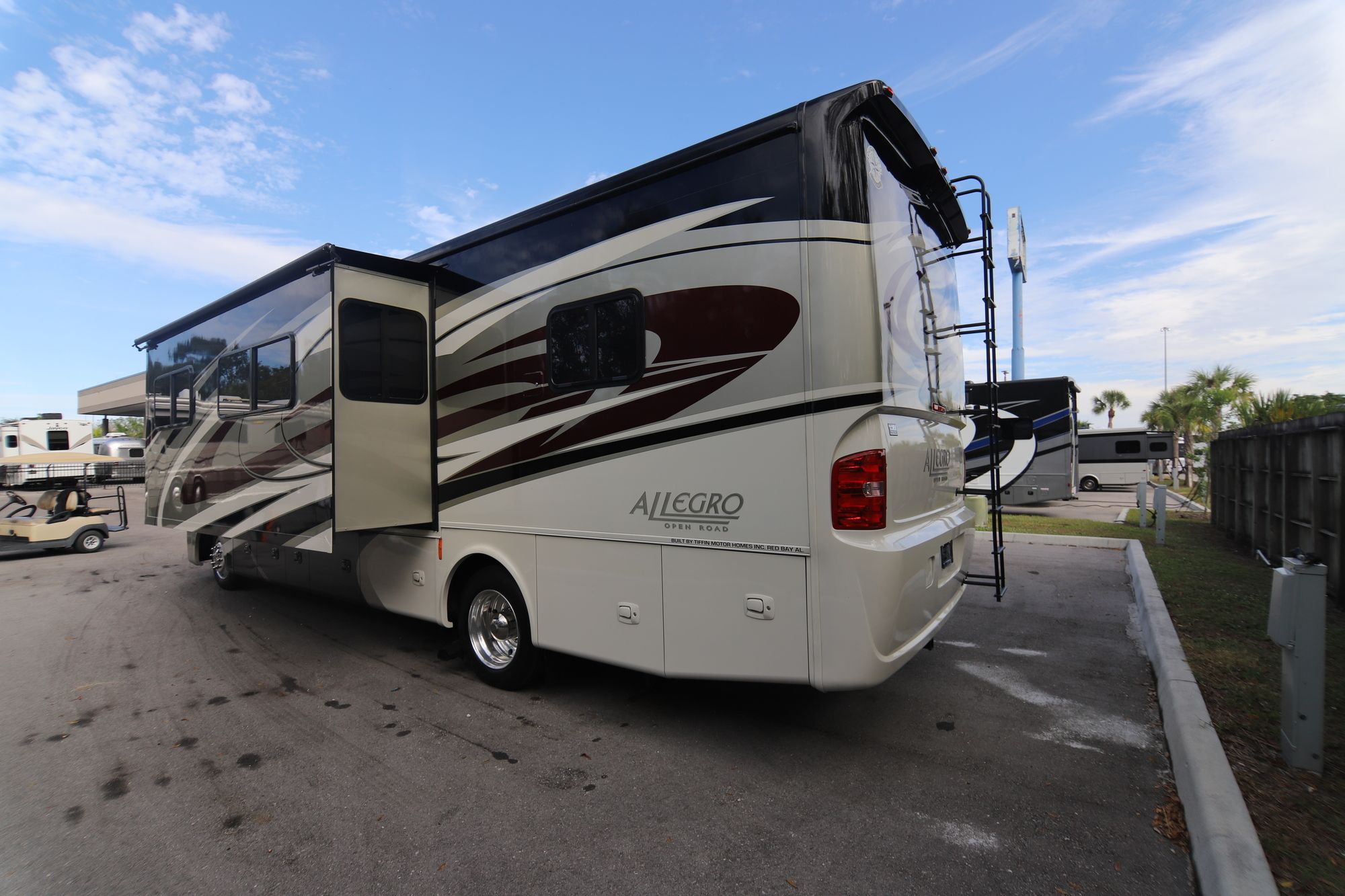 Used 2015 Tiffin Motor Homes Allegro 31SA Class A  For Sale