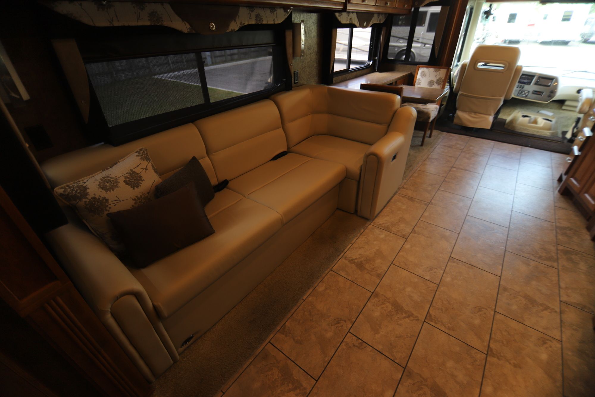 Used 2015 Tiffin Motor Homes Allegro 31SA Class A  For Sale