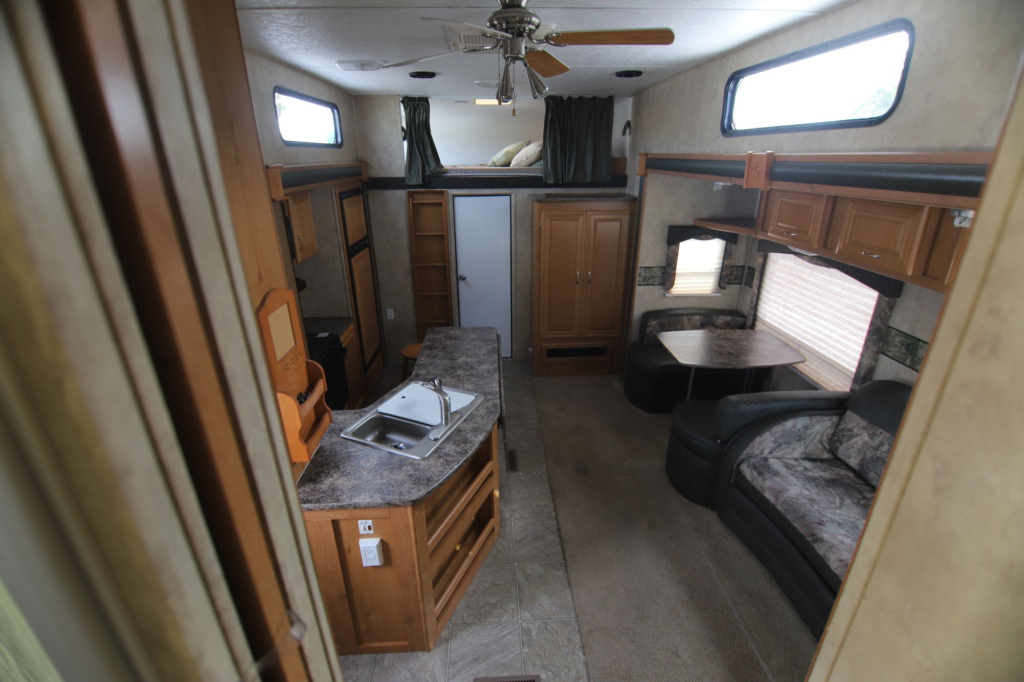 Used 2007 Keystone Raptor RP3712 Fifth Wheel  For Sale