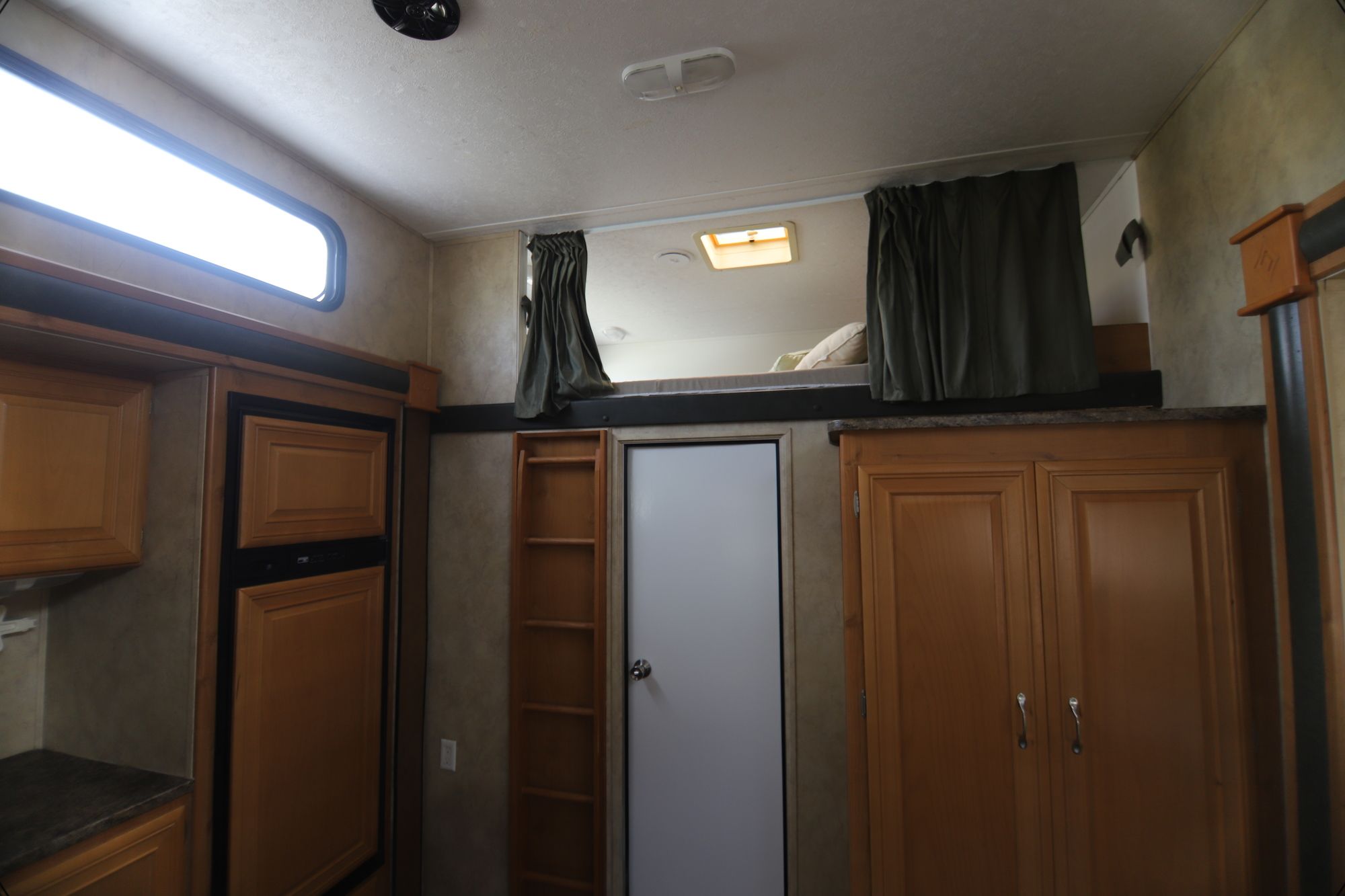 Used 2007 Keystone Raptor RP3712 Fifth Wheel  For Sale