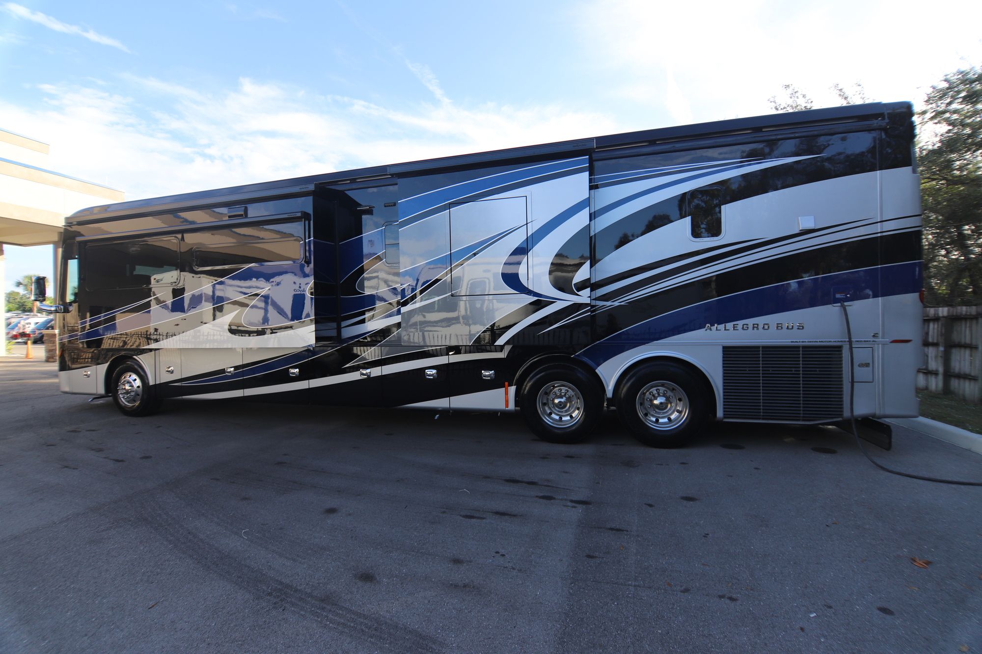 New 2019 Tiffin Motor Homes Allegro Bus 45OPP Class A  For Sale