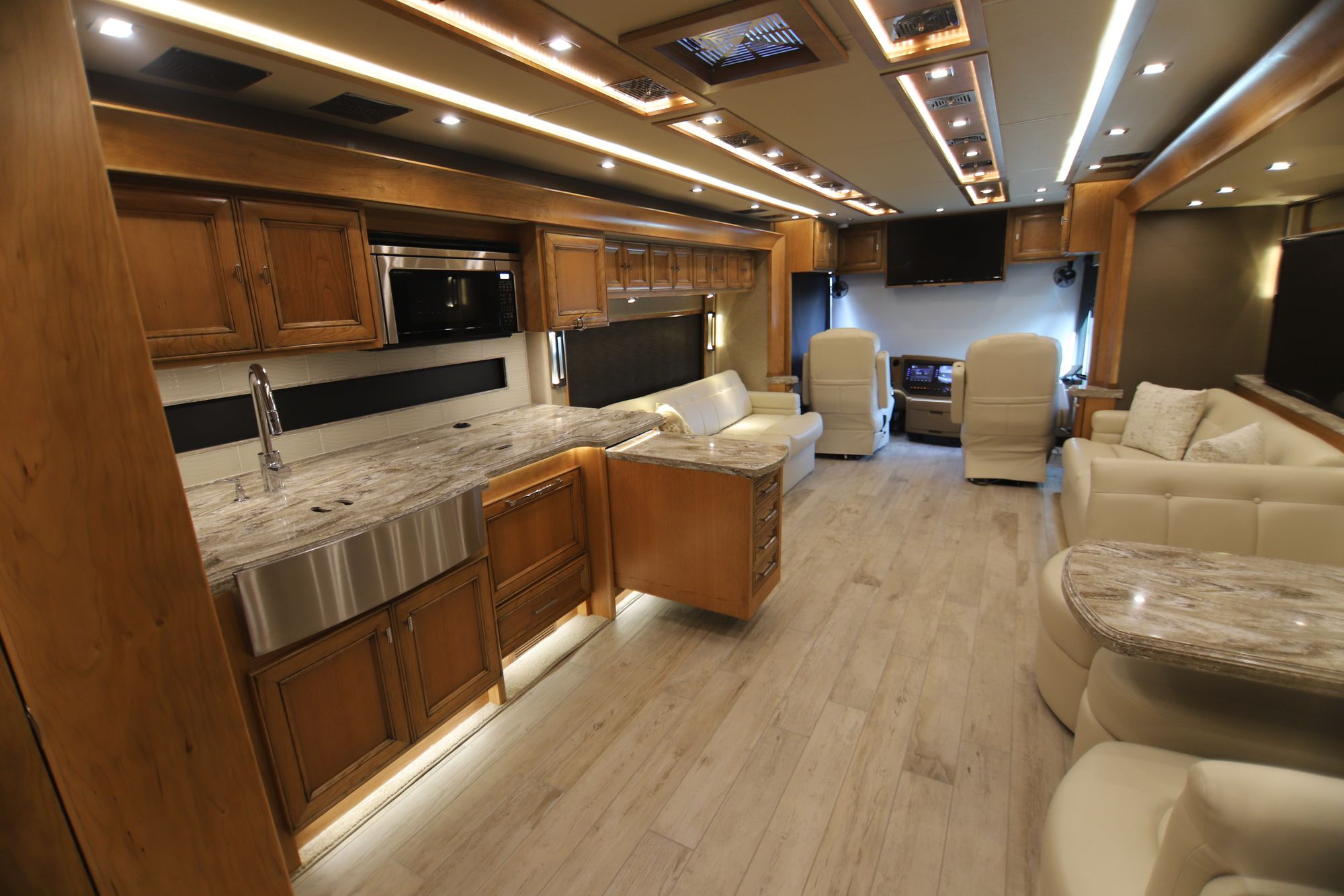 New 2019 Tiffin Motor Homes Allegro Bus 45OPP Class A  For Sale