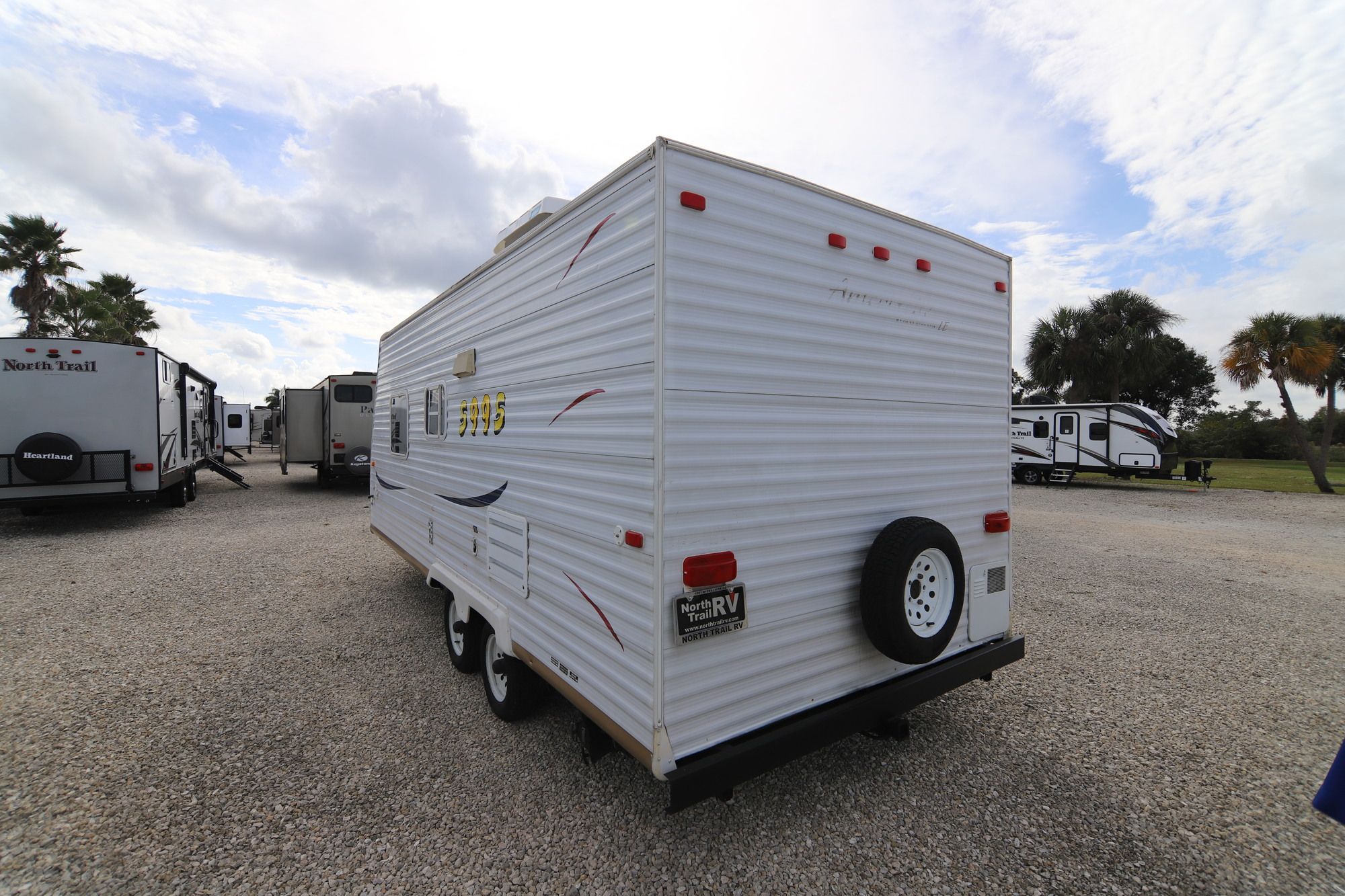 Used 2003 Gulfstream Ameri-Lite 21MB Travel Trailer  For Sale