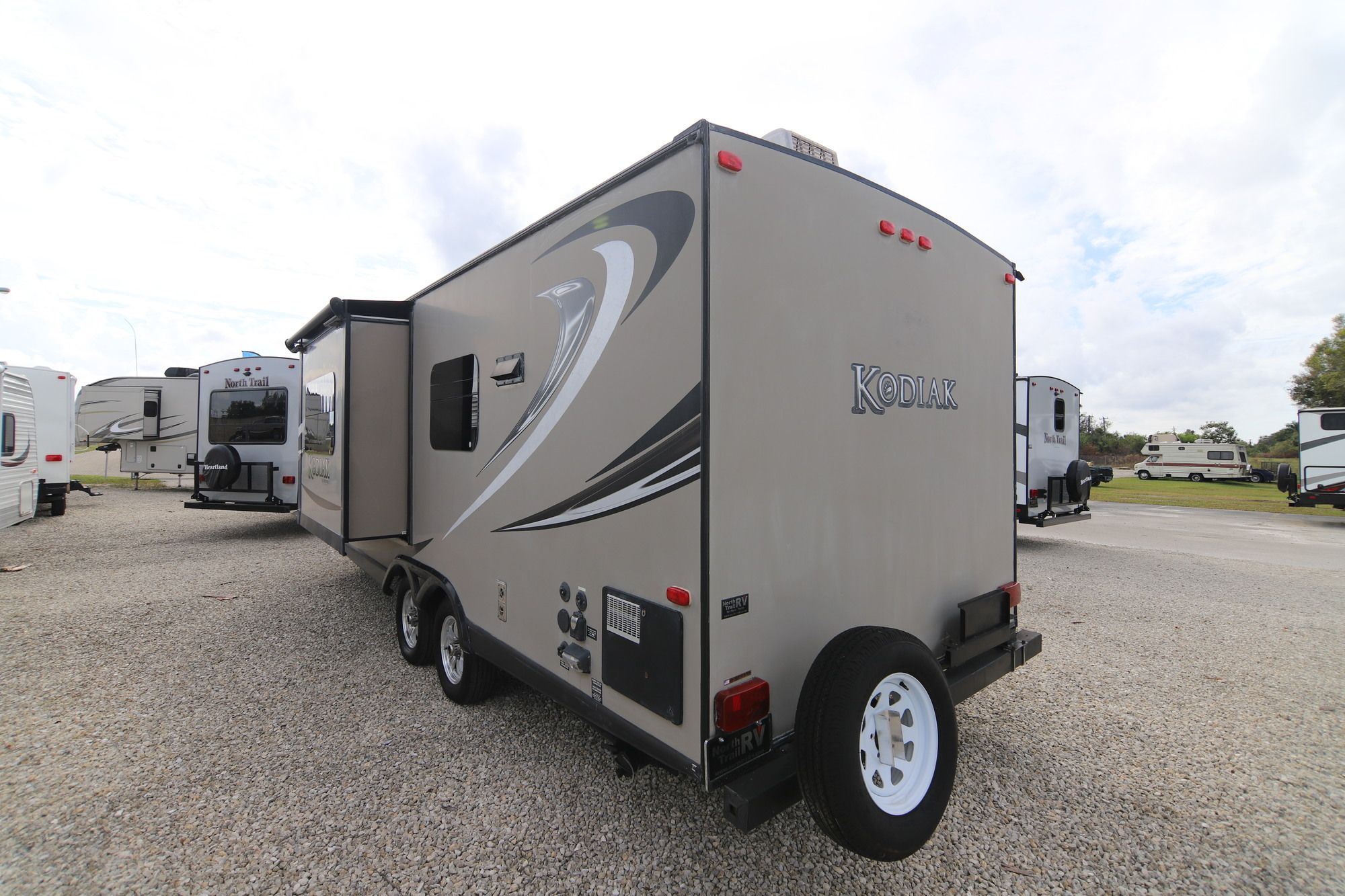 Used 2012 Dutchmen Kodiak 241RBSL Travel Trailer  For Sale