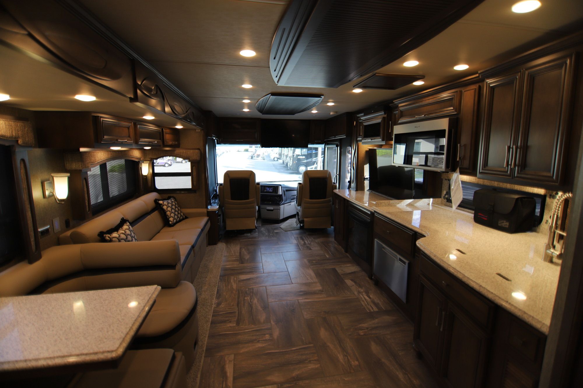 New 2019 Newmar Ventana 3709 Class A  For Sale