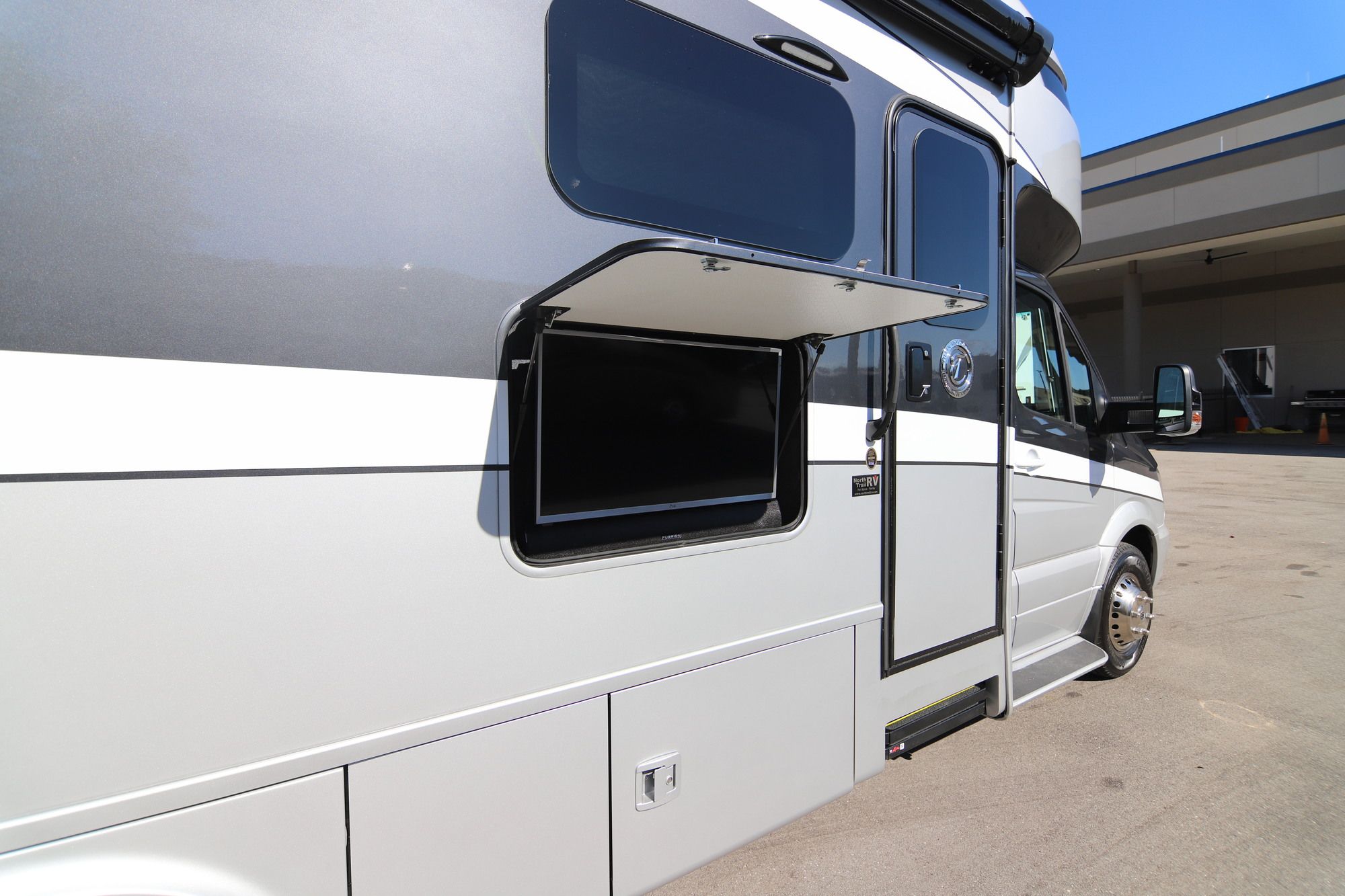 Used 2019 Tiffin Motor Homes Wayfarer 24TW Class C  For Sale