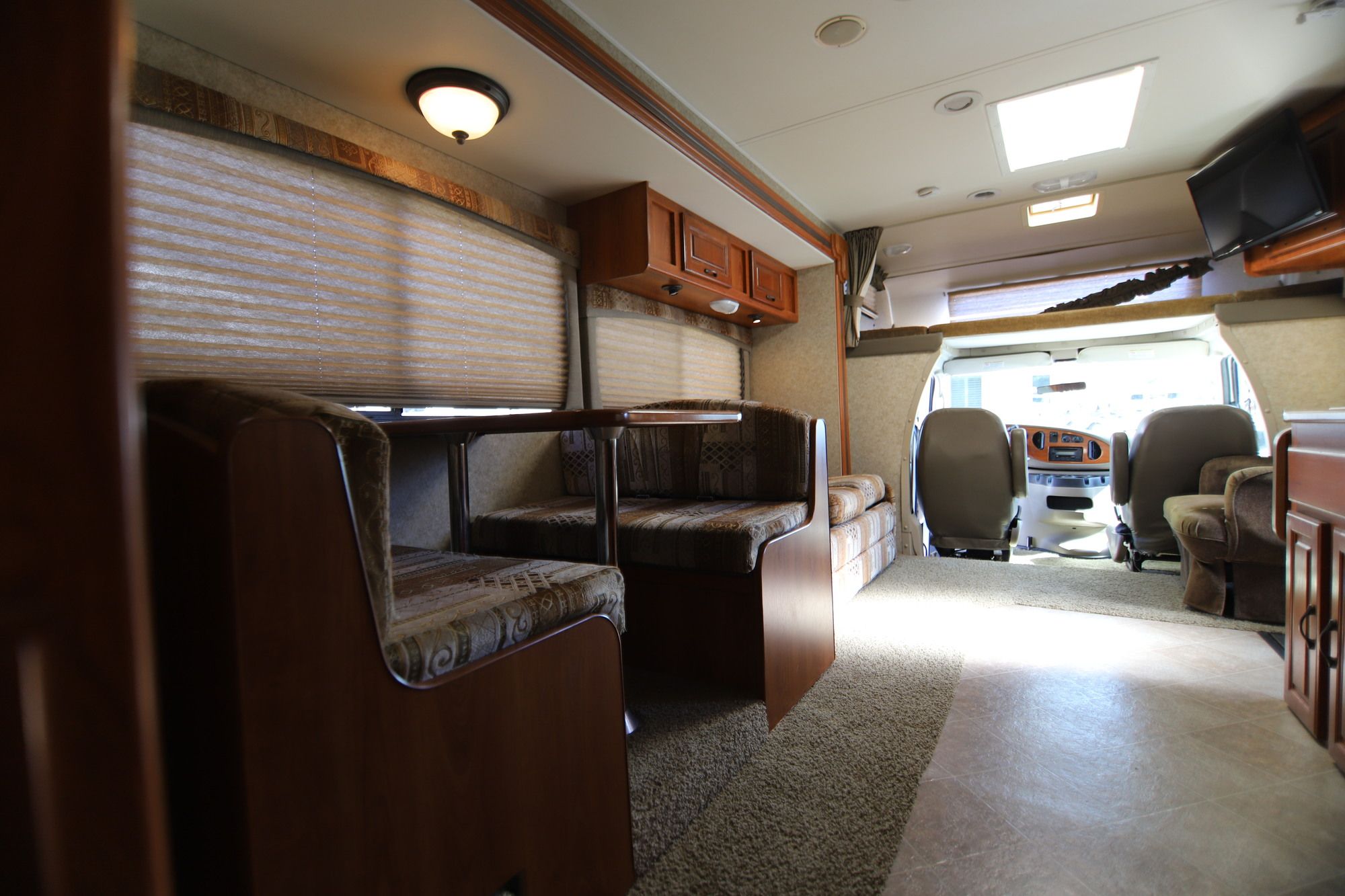 Used 2008 Coachmen Freedom Express 31Ss 31SS Class C  For Sale