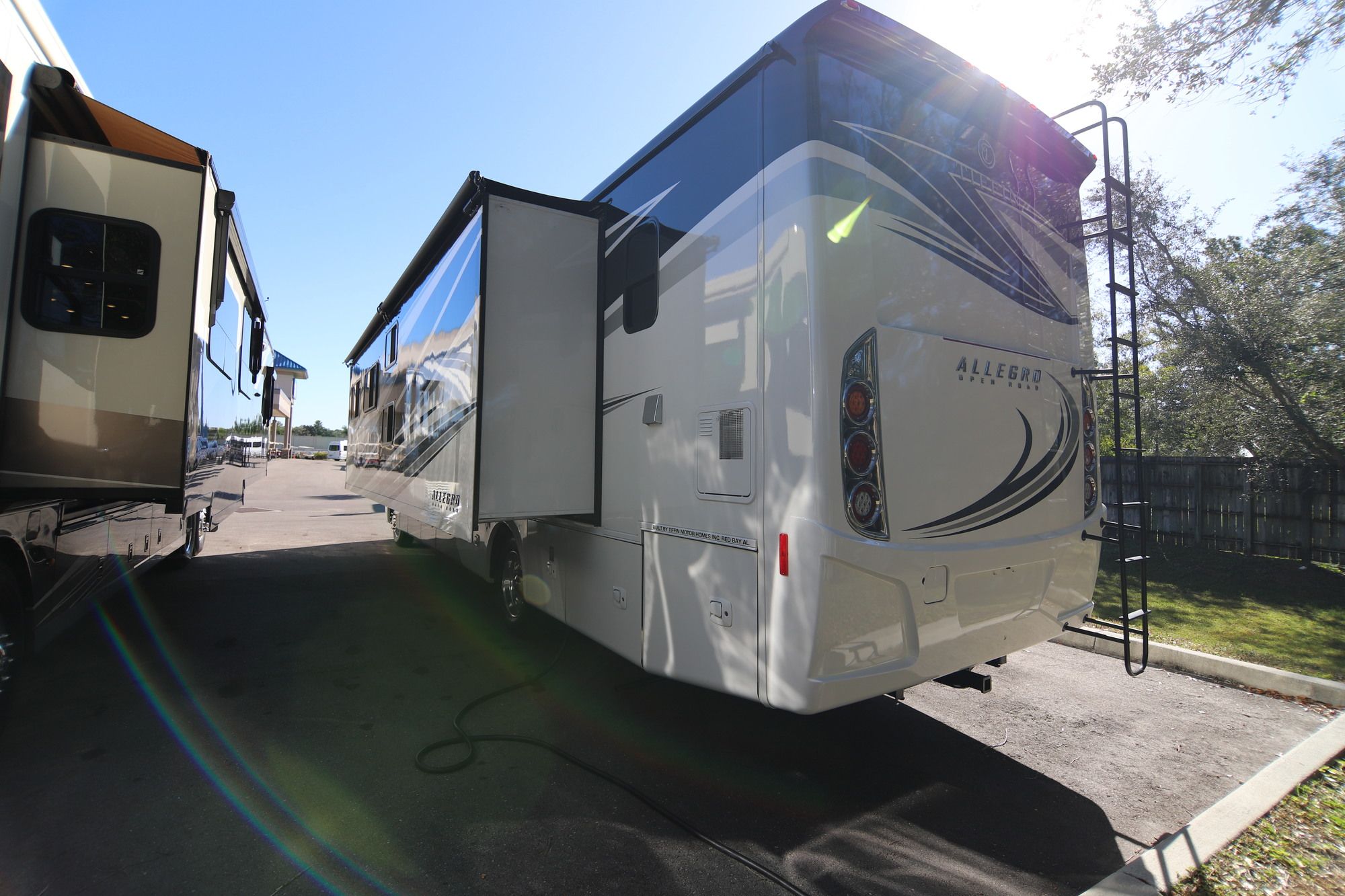 Used 2017 Tiffin Motor Homes Allegro 36UA Class A  For Sale