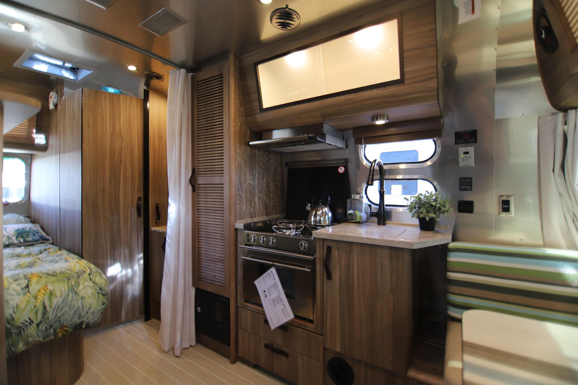 New 2019 Airstream Tommy Bahama 19CB Travel Trailer  For Sale