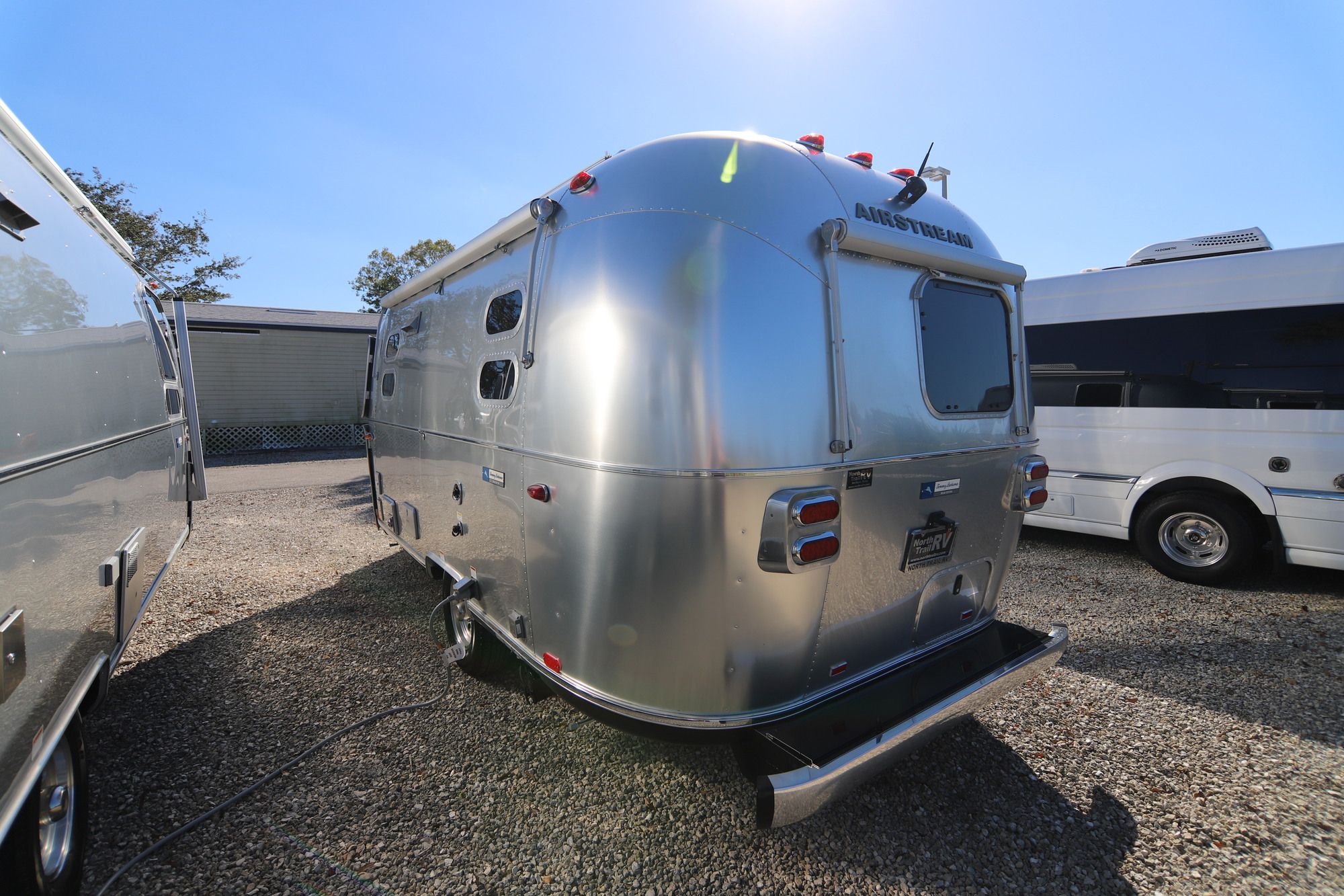 New 2019 Airstream Tommy Bahama 19CB Travel Trailer  For Sale