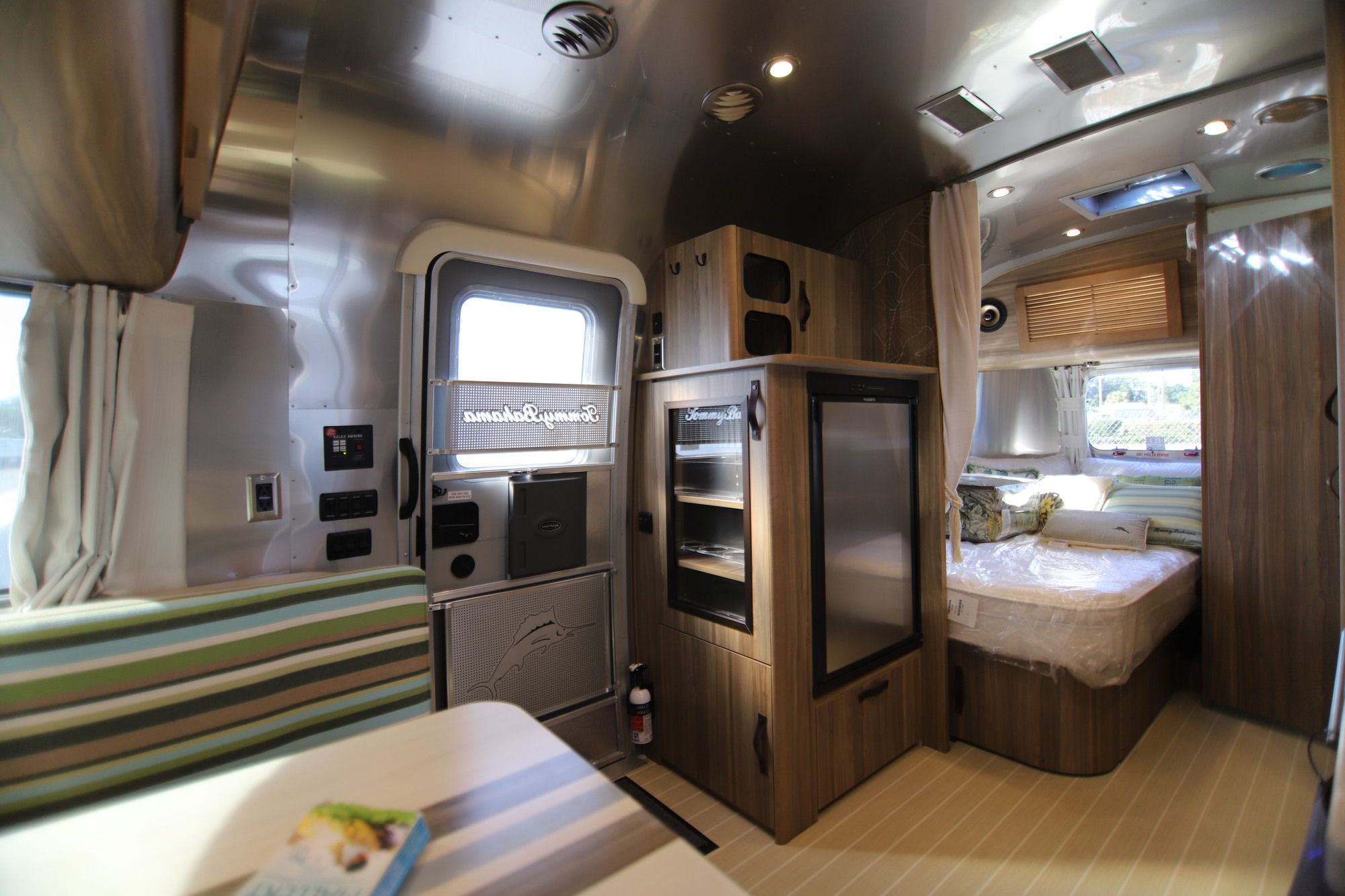 New 2019 Airstream Tommy Bahama 19CB Travel Trailer  For Sale