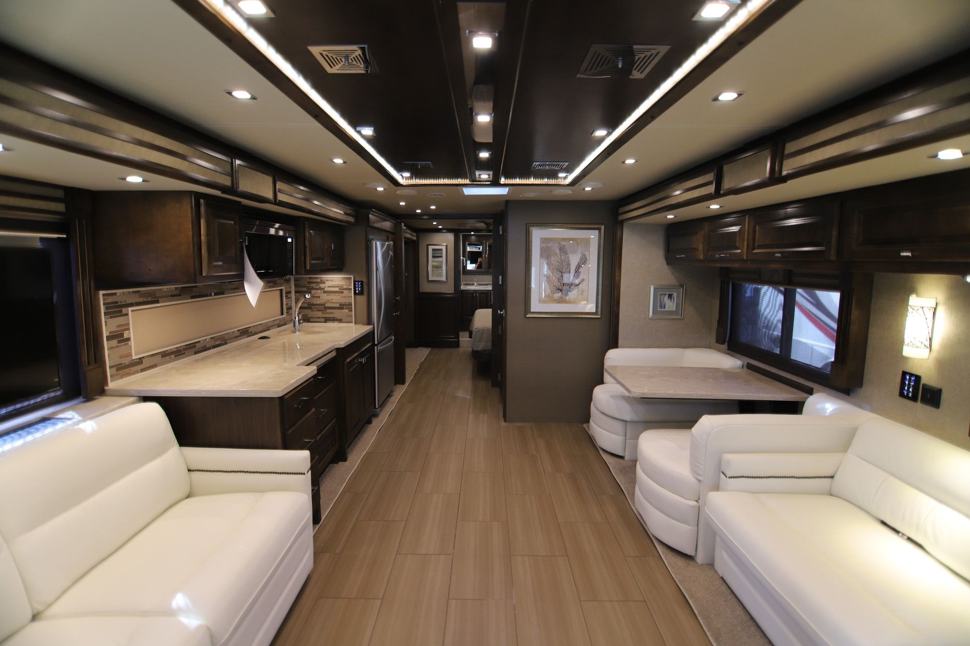 New 2019 Tiffin Motor Homes Allegro Red 37BA Class A  For Sale