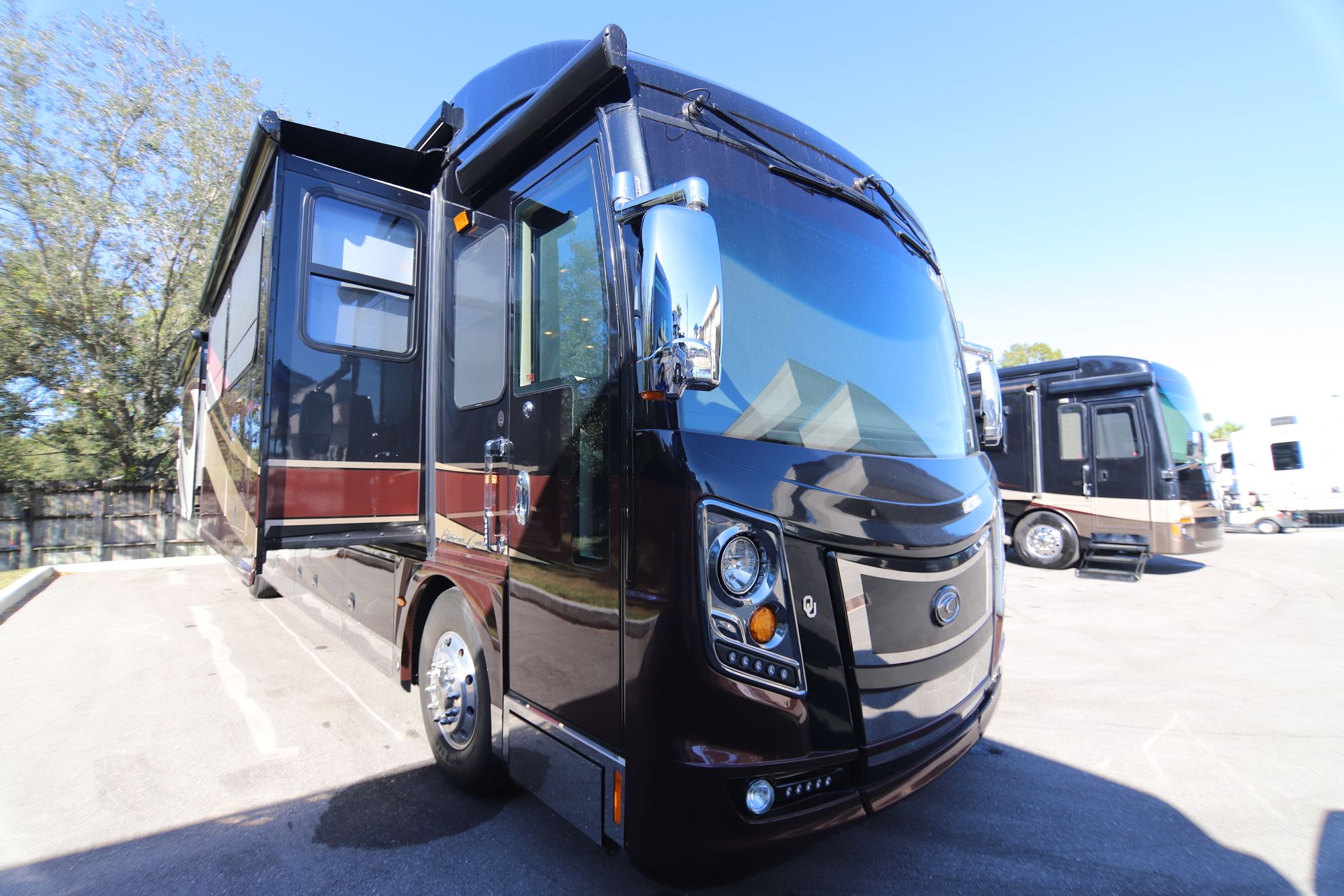 Used 2014 American Heritage 45T Class A  For Sale