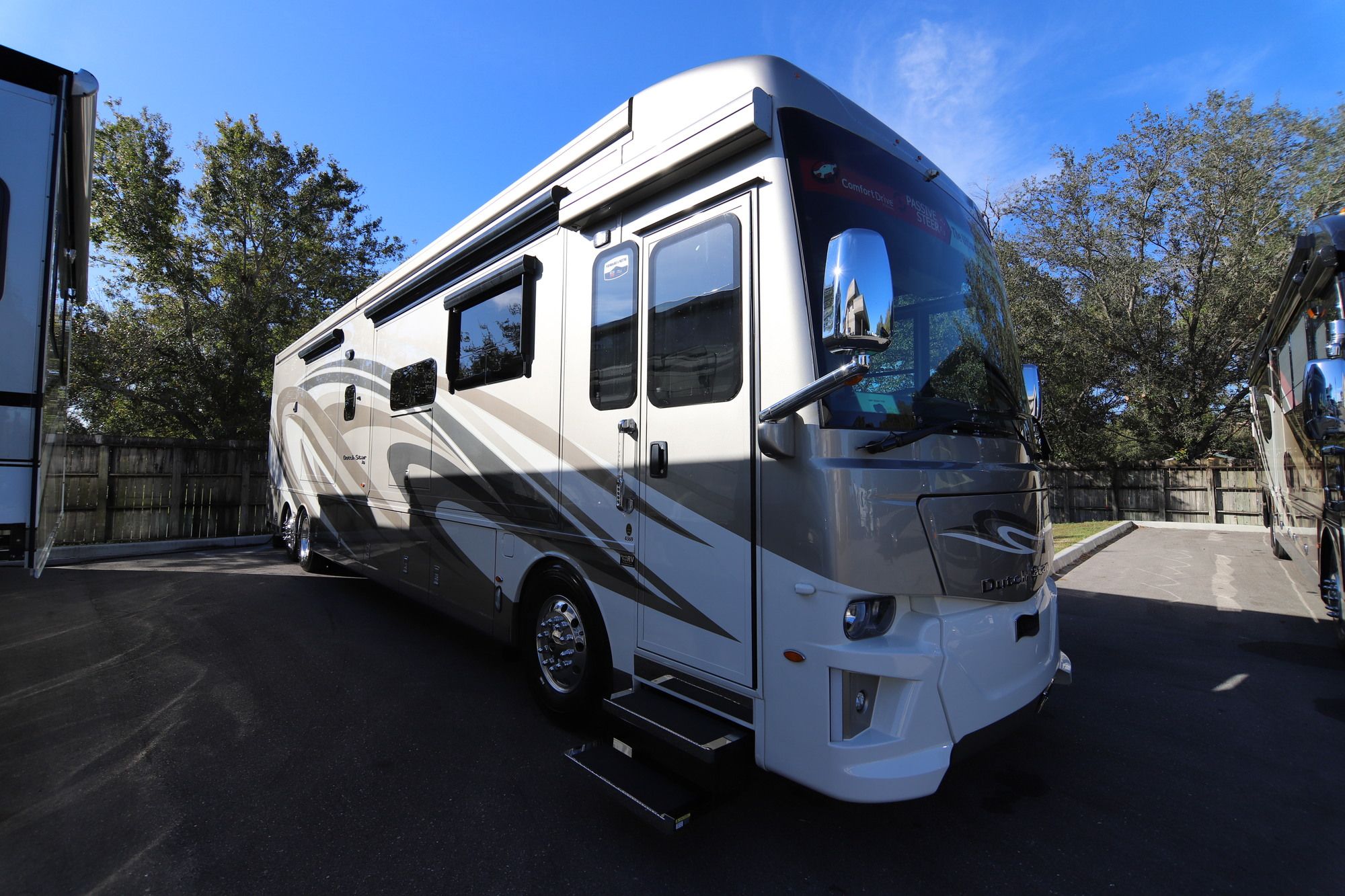 New 2019 Newmar Dutch Star 4369 Class A  For Sale