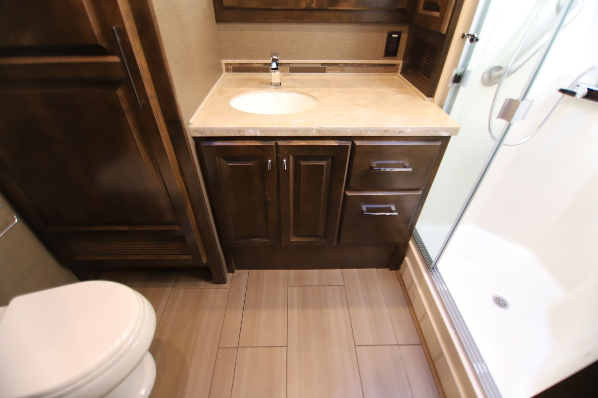 New 2019 Tiffin Motor Homes Allegro Red 37BA Class A  For Sale