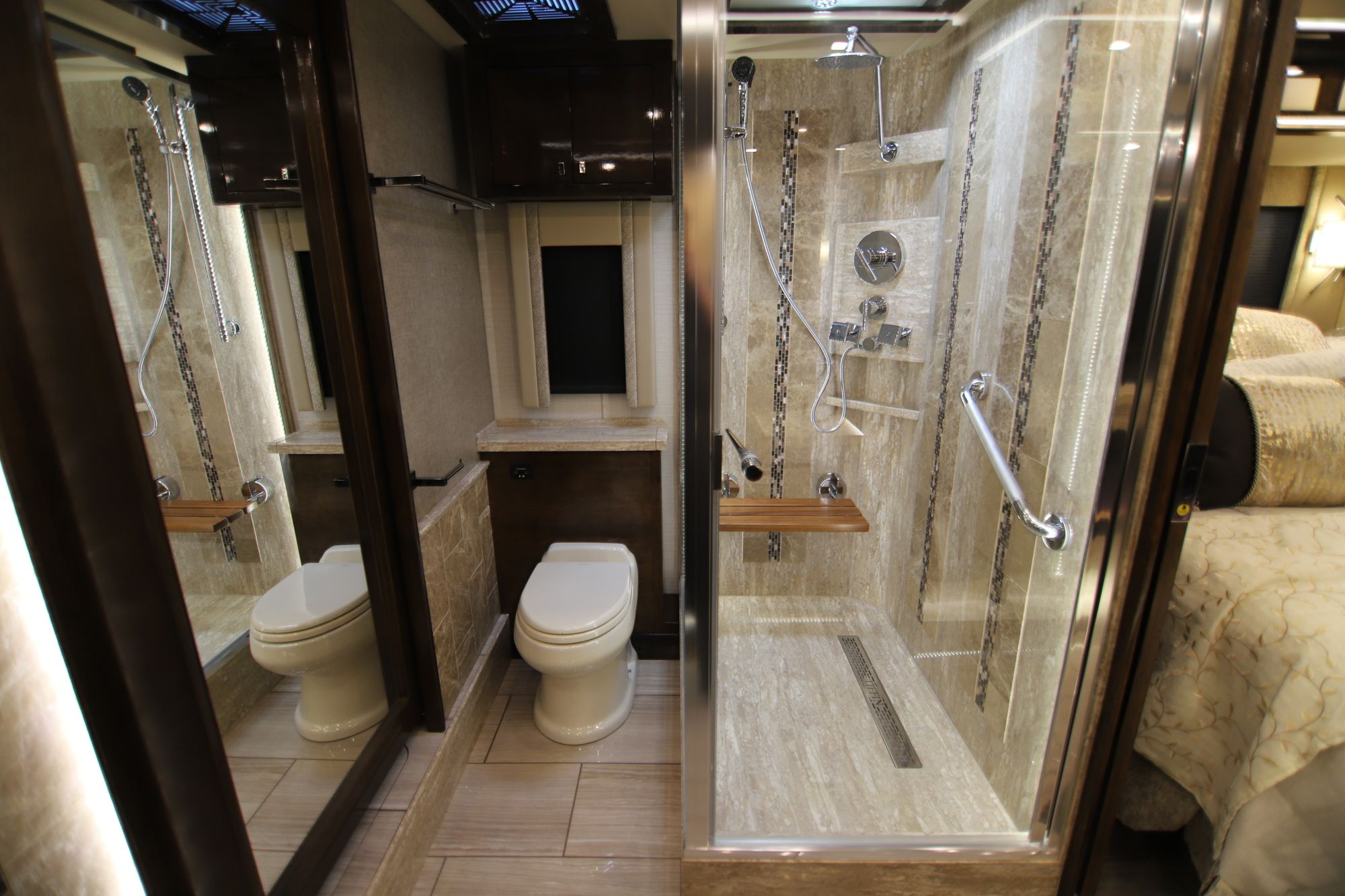 New 2019 Tiffin Motor Homes Zephyr 45 PZ Class A  For Sale