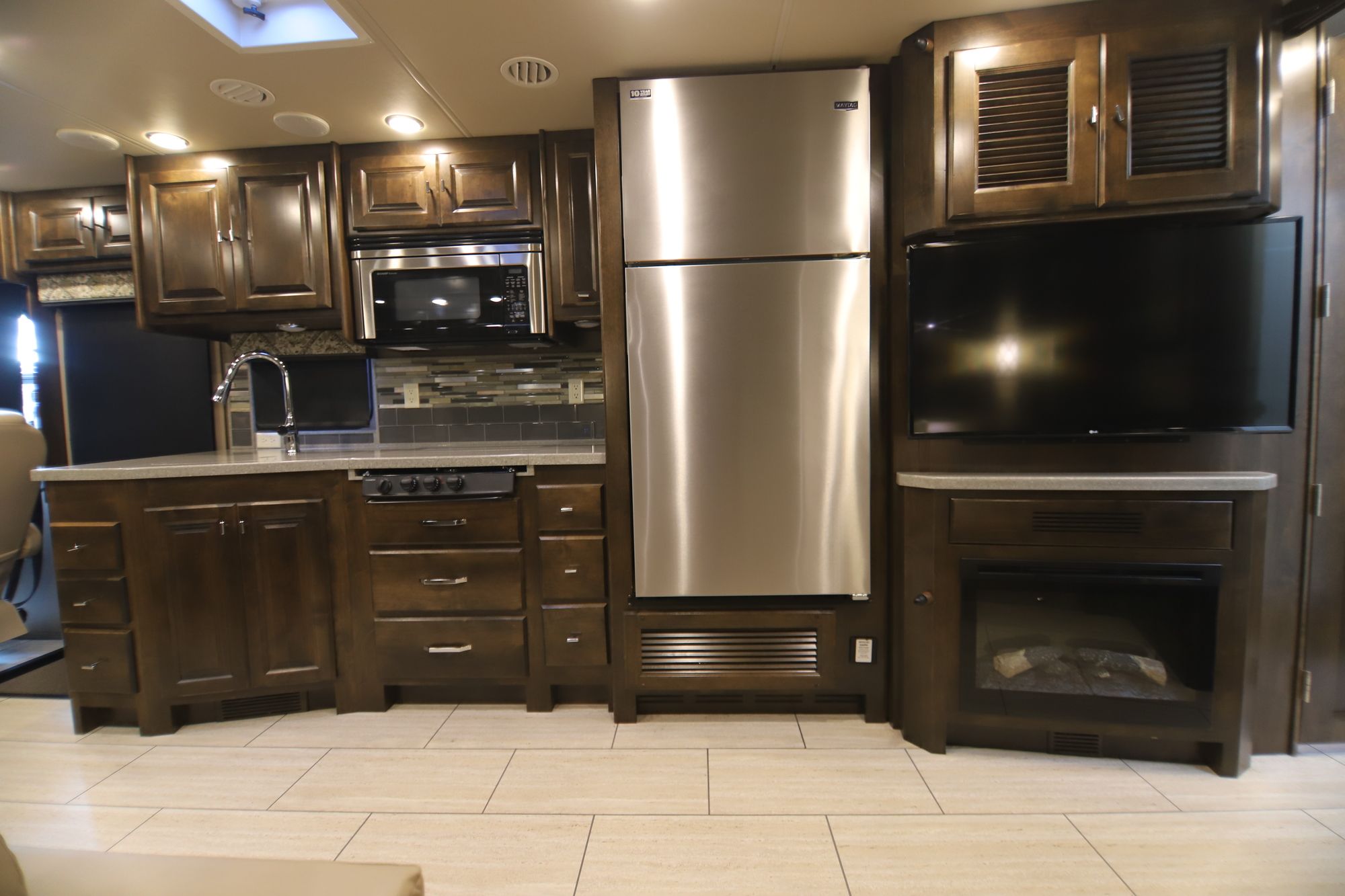 Used 2018 Tiffin Motor Homes Allegro 32SA Class A  For Sale