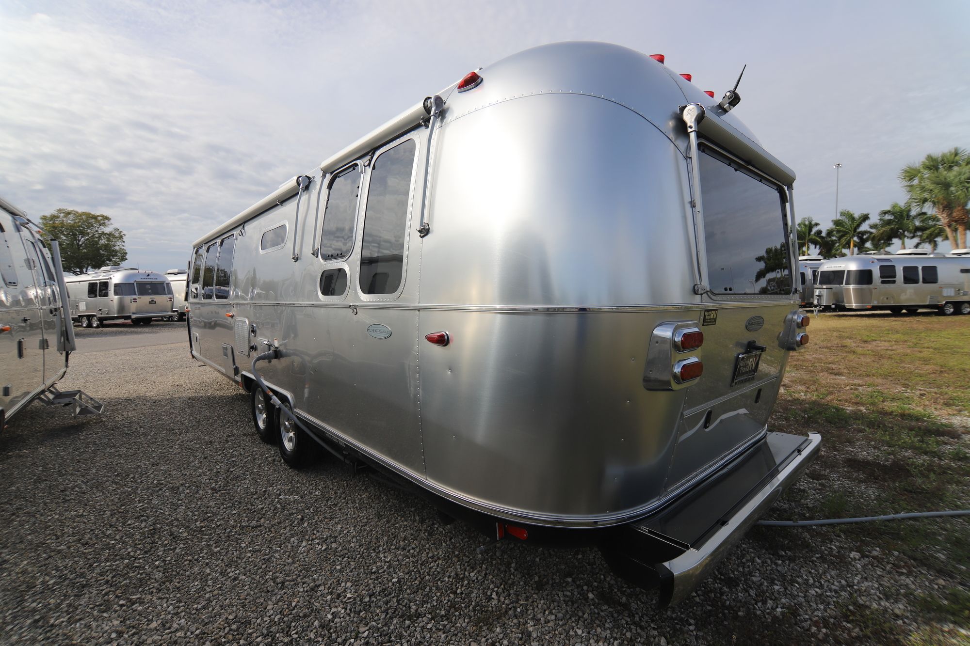 New 2019 Airstream Flying Cloud 30RB Travel Trailer  For Sale