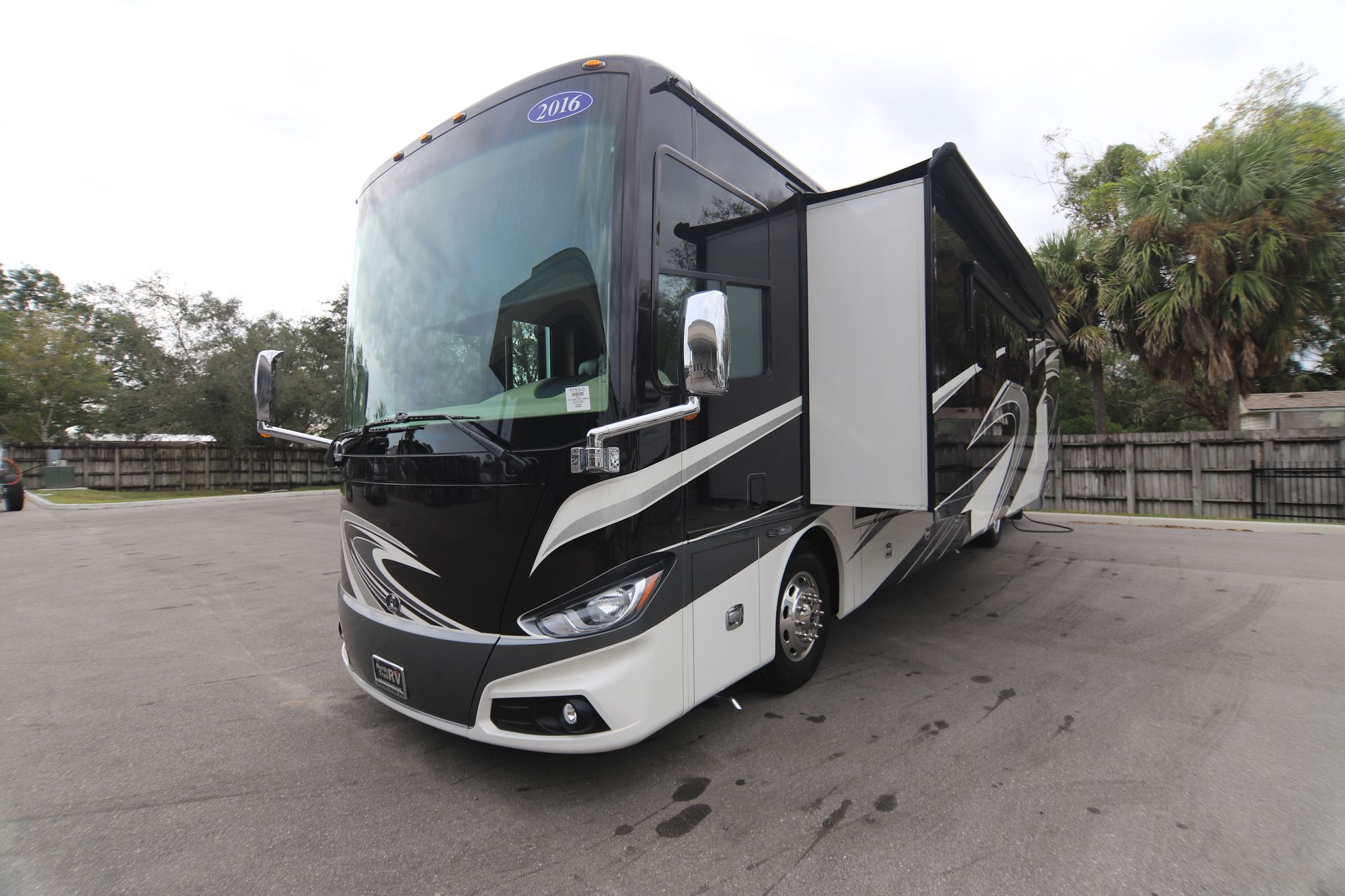 Used 2016 Tiffin Motor Homes Phaeton 40QBH Class A  For Sale