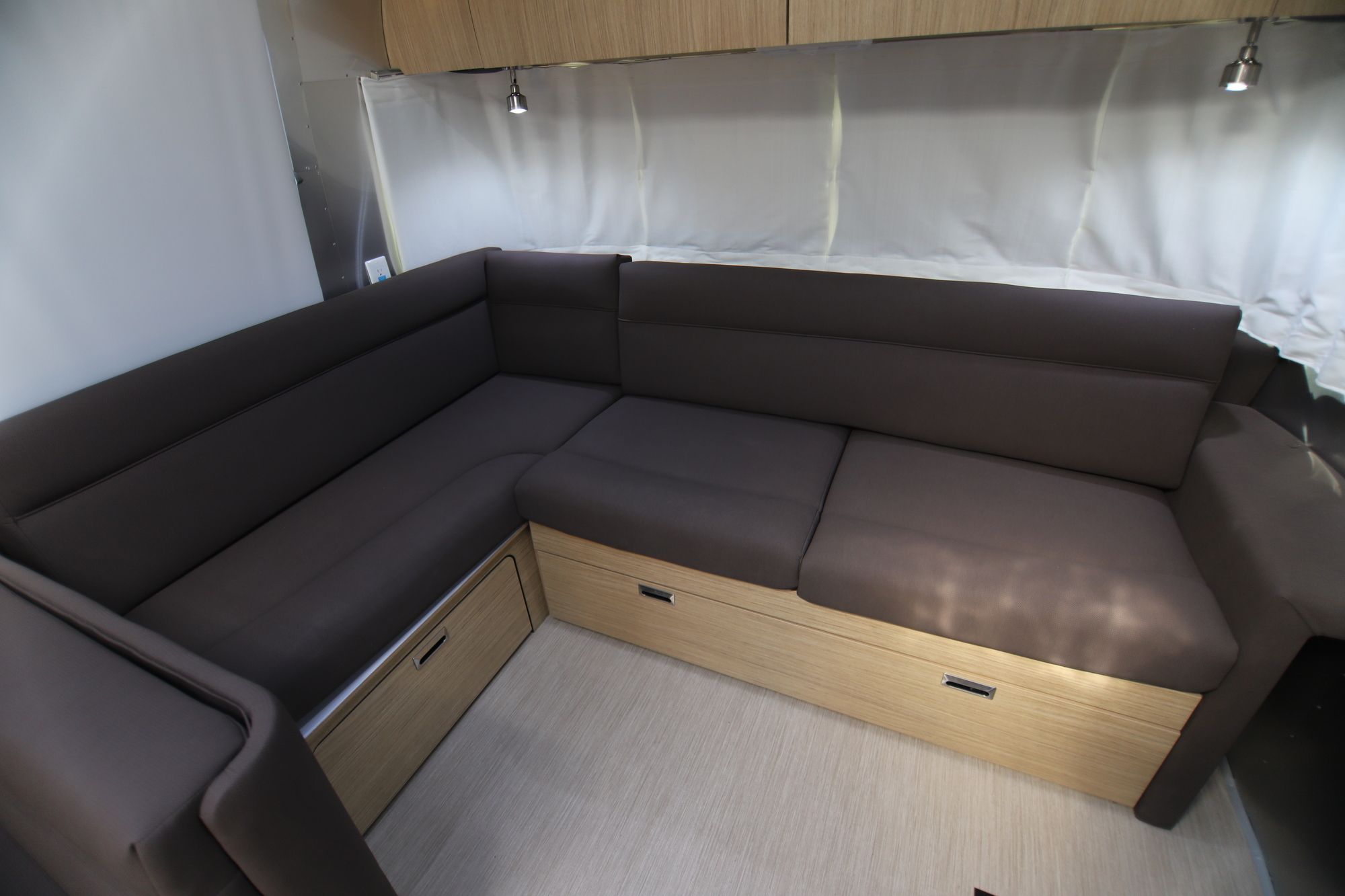 New 2019 Airstream Flying Cloud 30RB Travel Trailer  For Sale