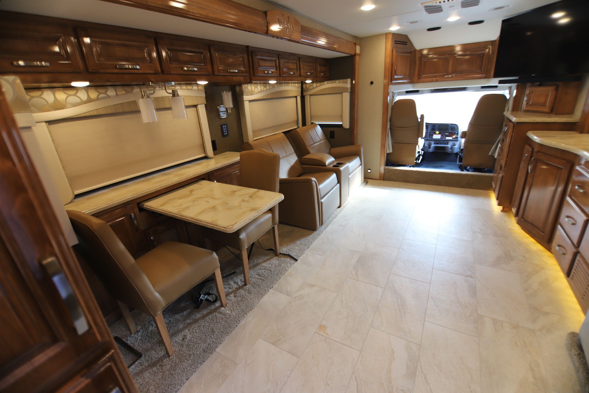 New 2019 Renegade Rv Verona Le 38LDG Super C  For Sale