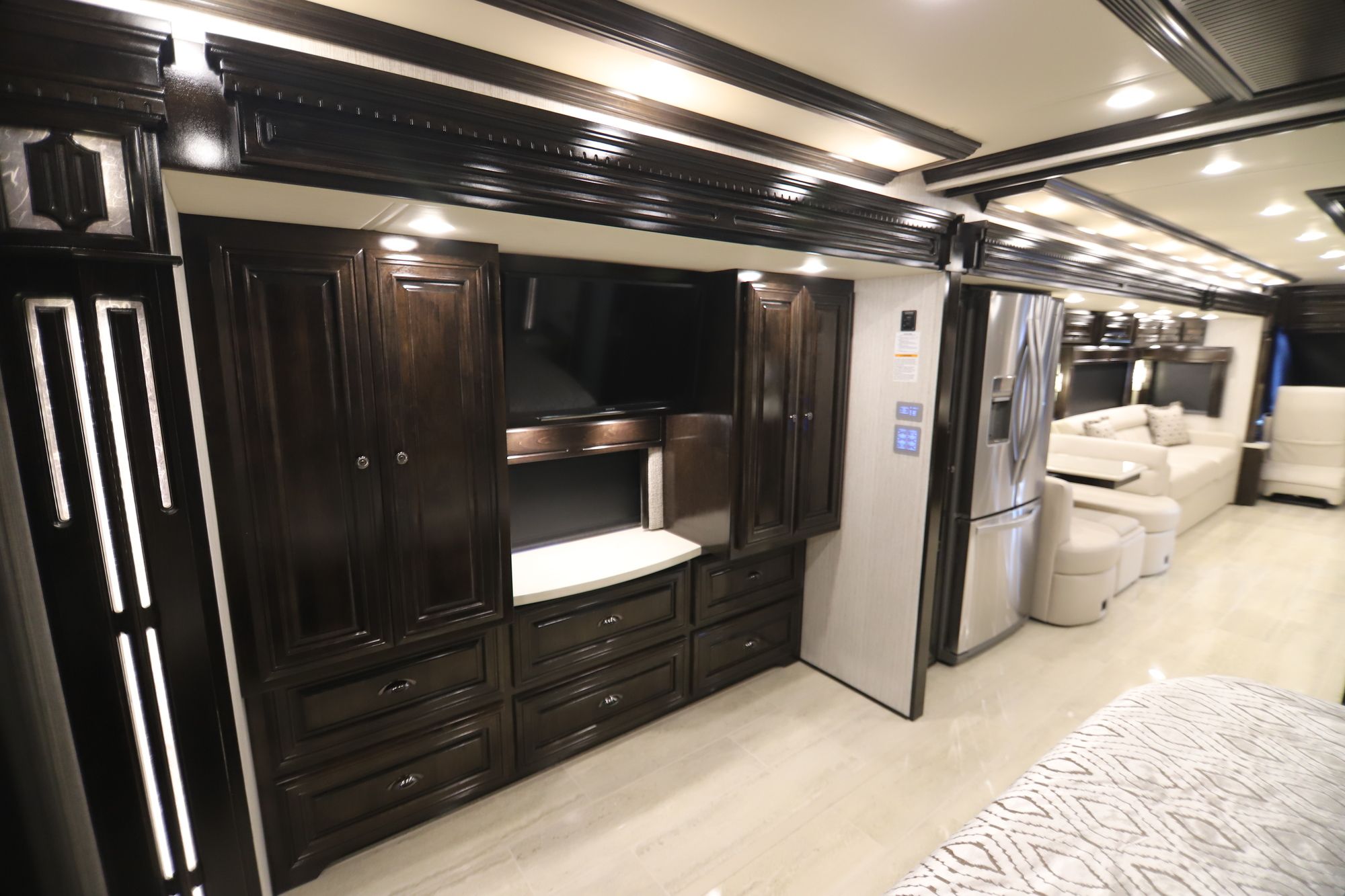 New 2019 Newmar Dutch Star 4018 Class A  For Sale