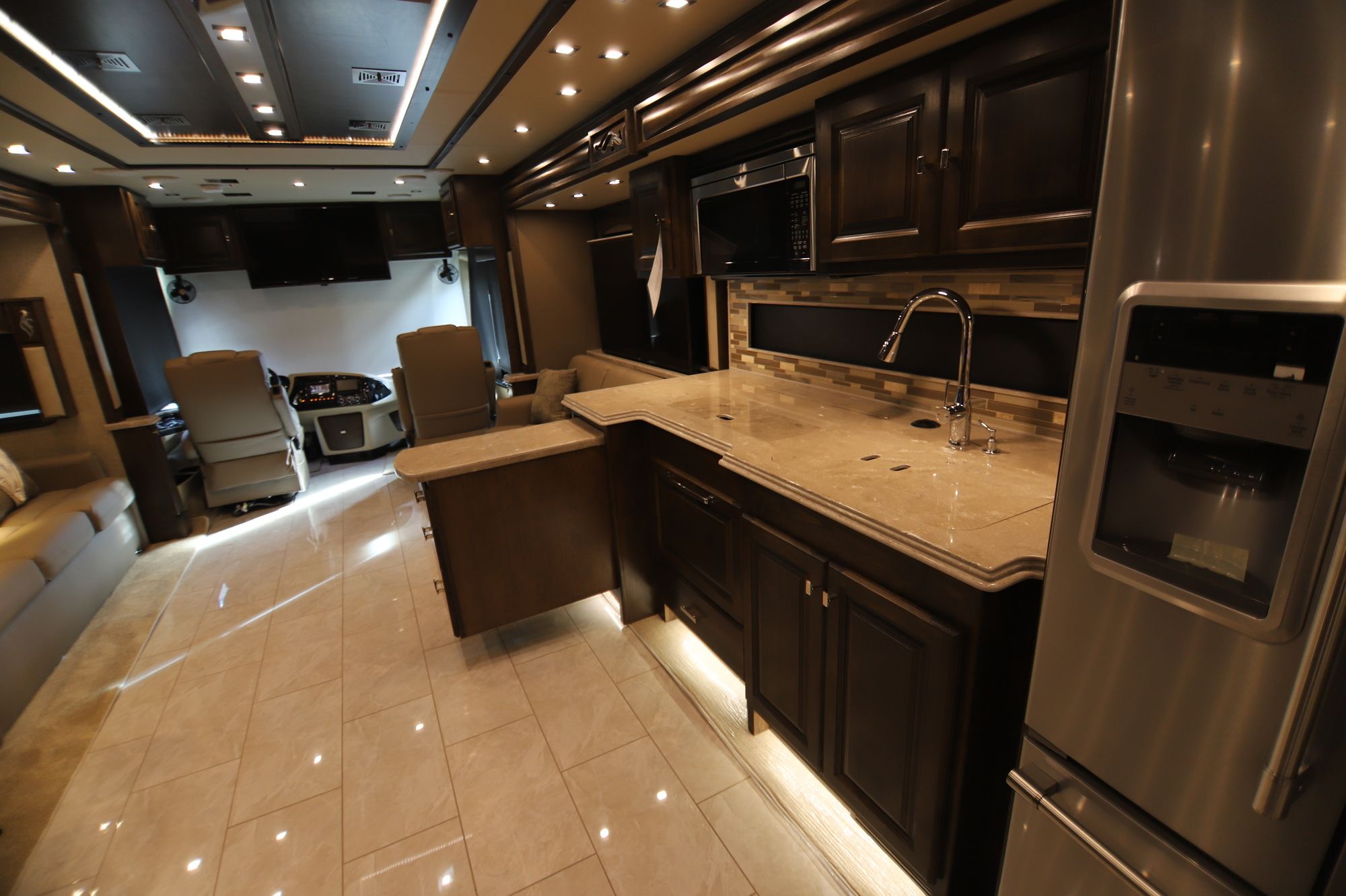 New 2019 Tiffin Motor Homes Phaeton 37BH Class A  For Sale