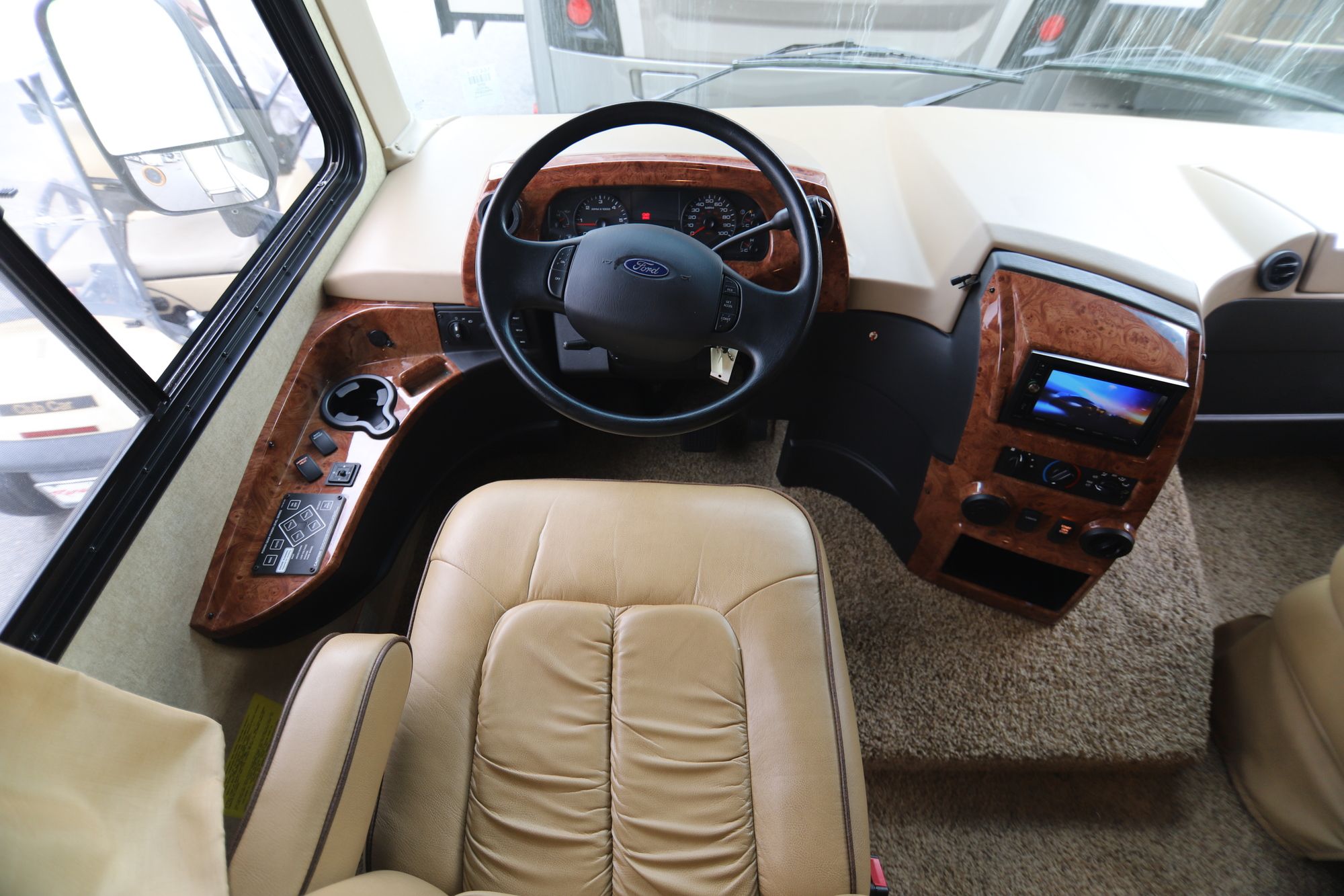 Used 2015 Jayco Precept 29UM Class A  For Sale