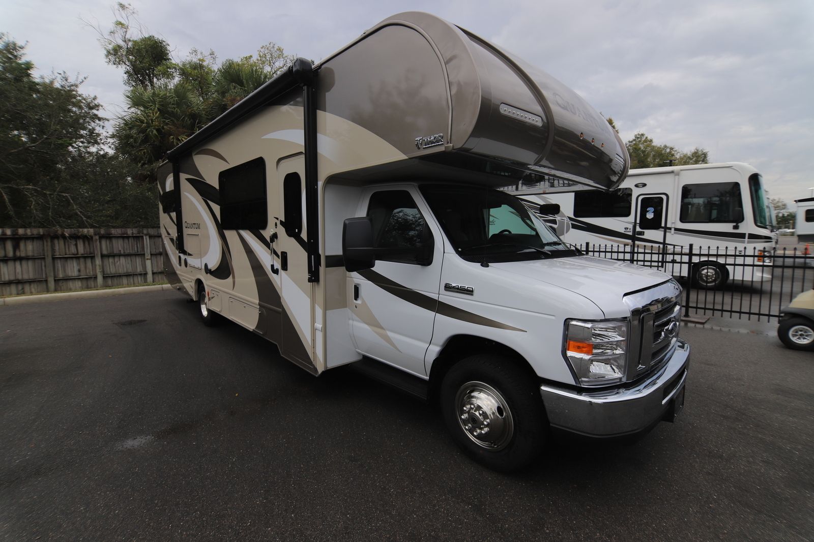 2018 Thor Quantum 31PD 11608-1