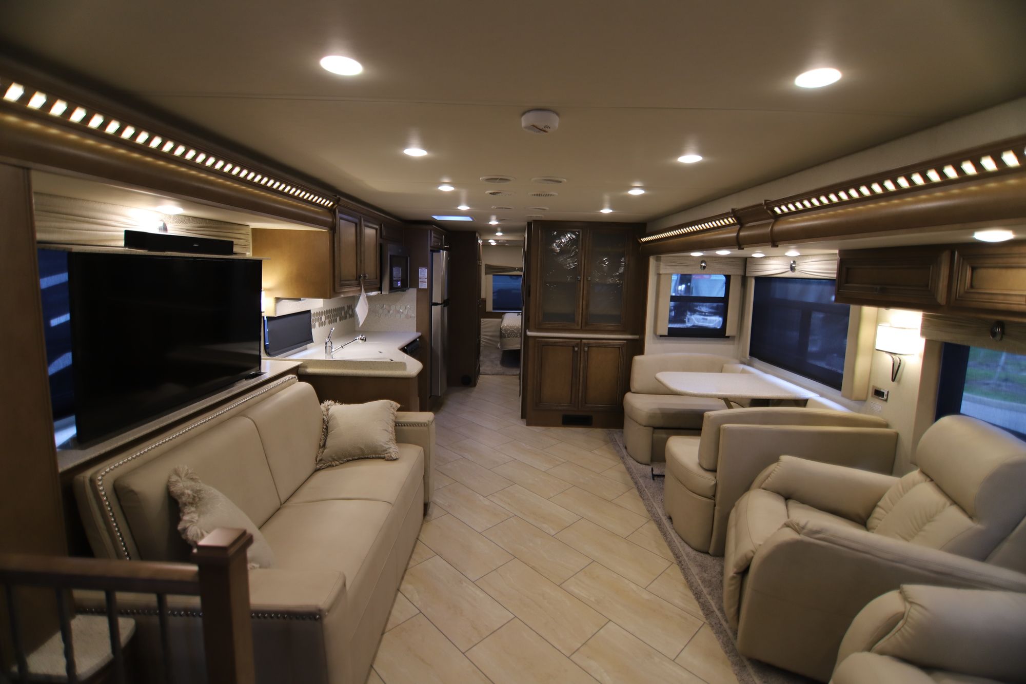 New 2019 Newmar Bay Star 3626 Class A  For Sale