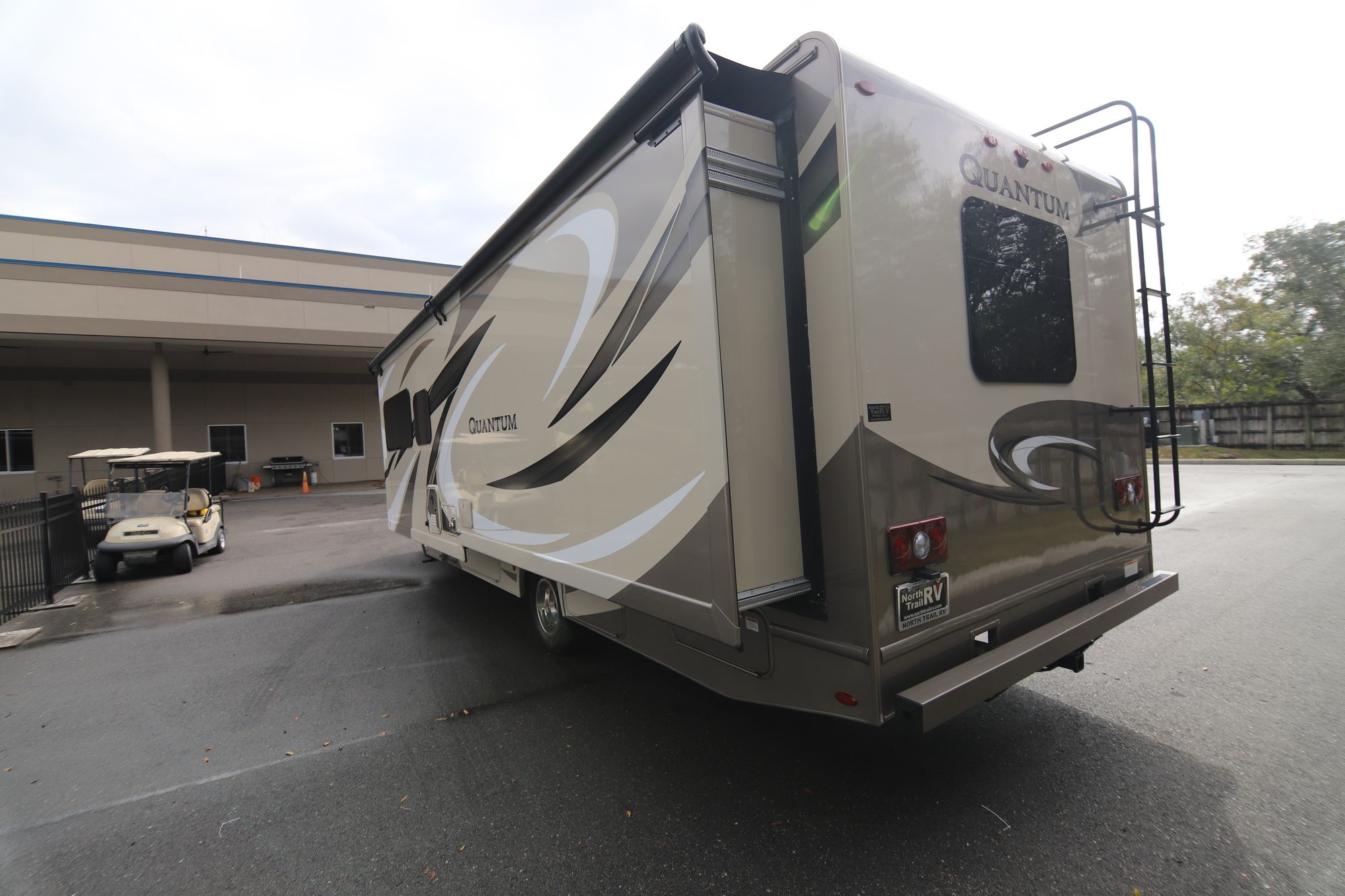 Used 2018 Thor Quantum 31PD Class C  For Sale