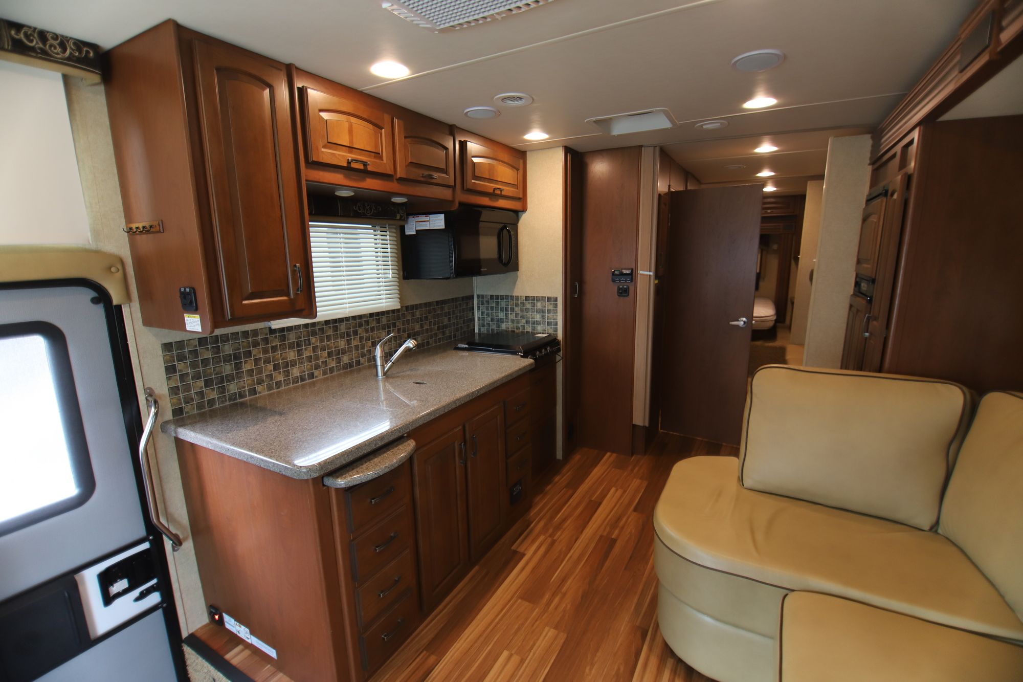 Used 2015 Jayco Precept 29UM Class A  For Sale