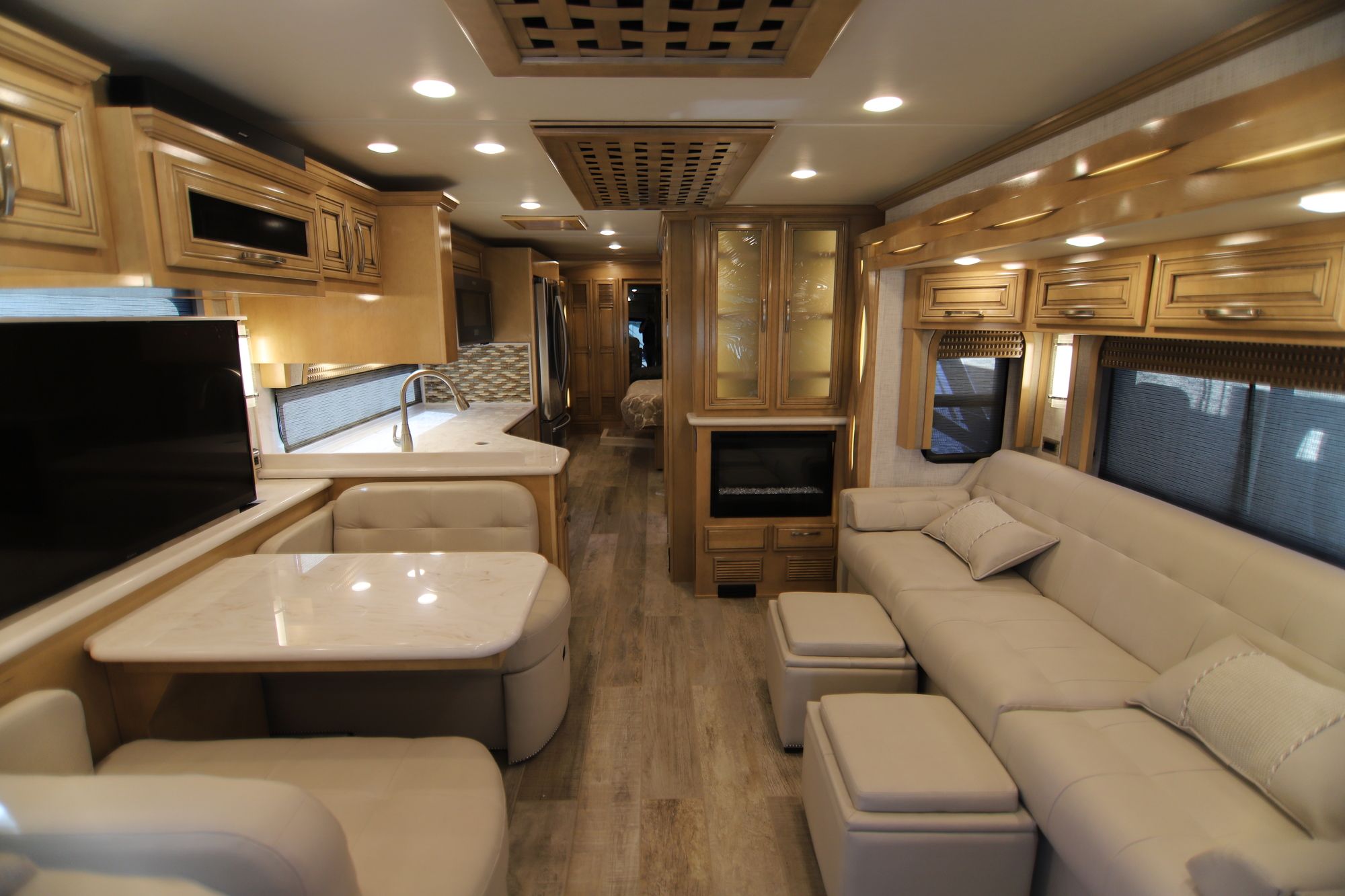 New 2019 Newmar New Aire 3343 Class A  For Sale