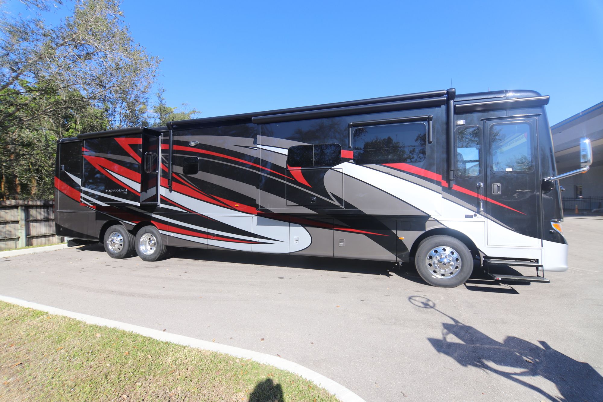 New 2019 Newmar Ventana 4326 Class A  For Sale