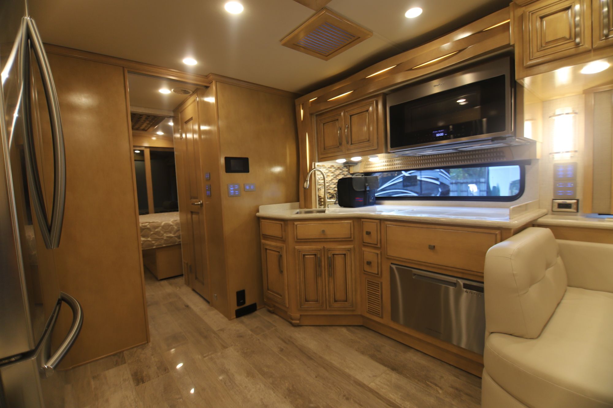 New 2019 Newmar New Aire 3341 Class A  For Sale