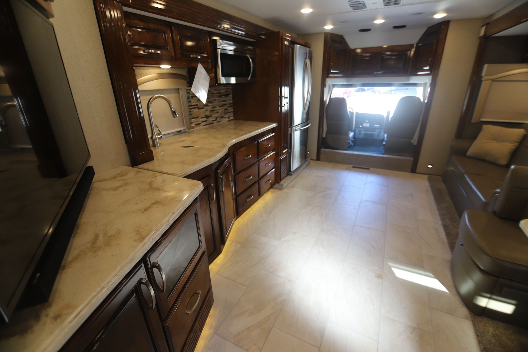 New 2019 Renegade Rv Verona Le 40LRB Super C  For Sale