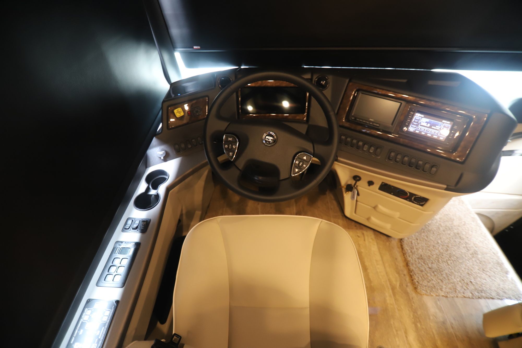 New 2019 Newmar Dutch Star 4002 Class A  For Sale