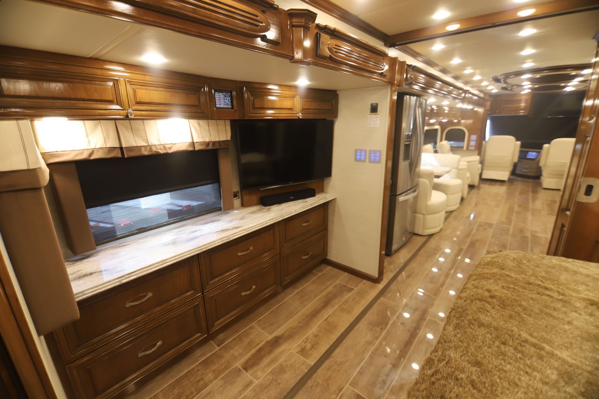 Used 2018 Newmar Essex 4553 Class A  For Sale