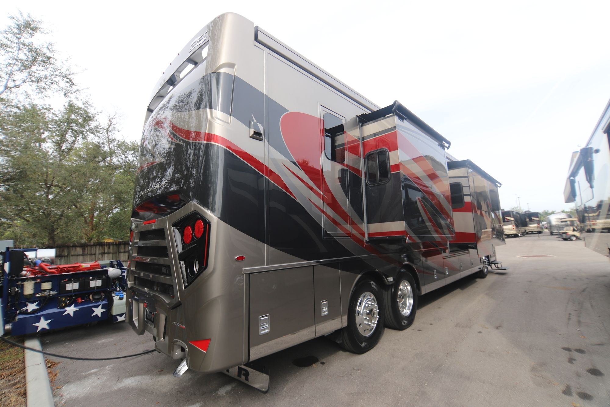 New 2019 Newmar Dutch Star 4002 Class A  For Sale