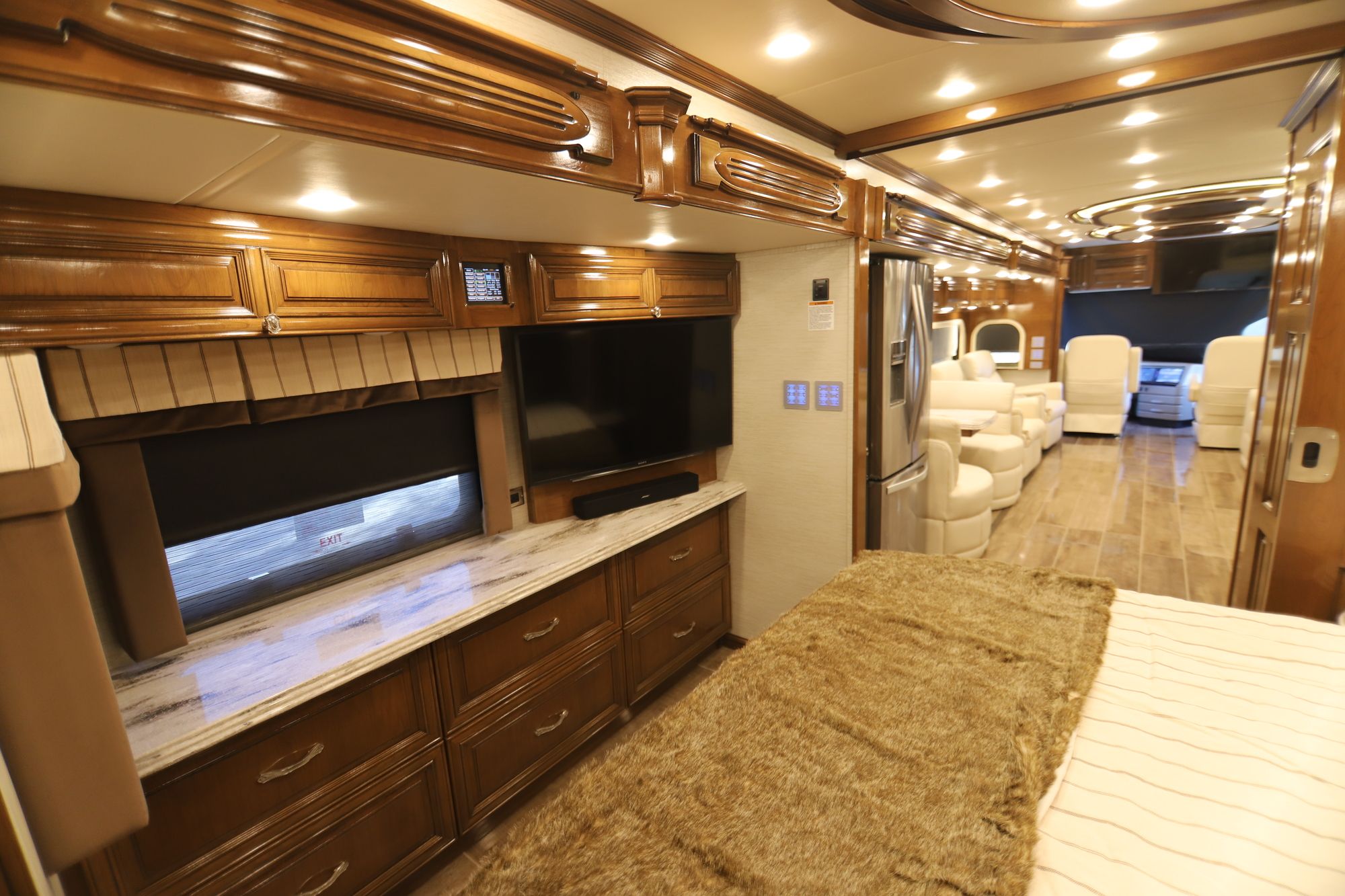 Used 2018 Newmar Essex 4553 Class A  For Sale