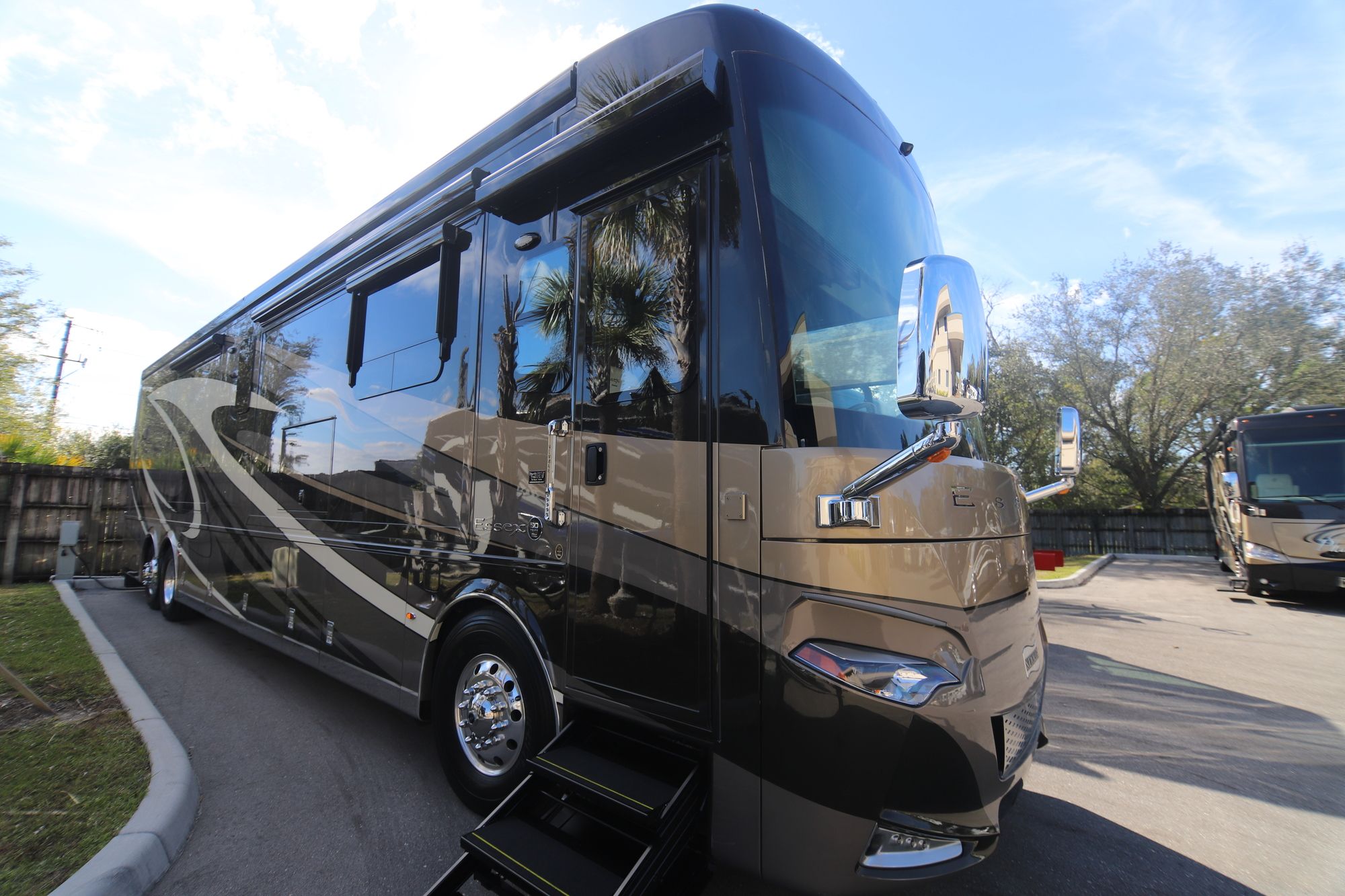 Used 2018 Newmar Essex 4553 Class A  For Sale