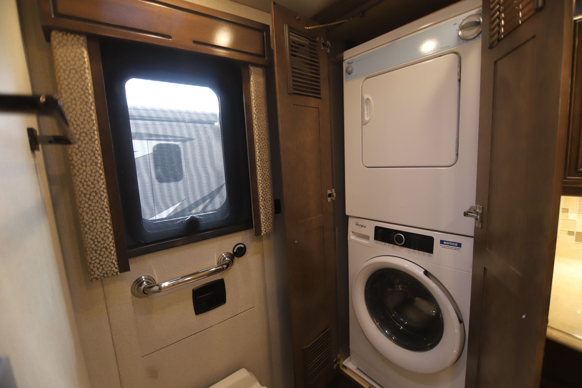 New 2019 Newmar Dutch Star 4002 Class A  For Sale
