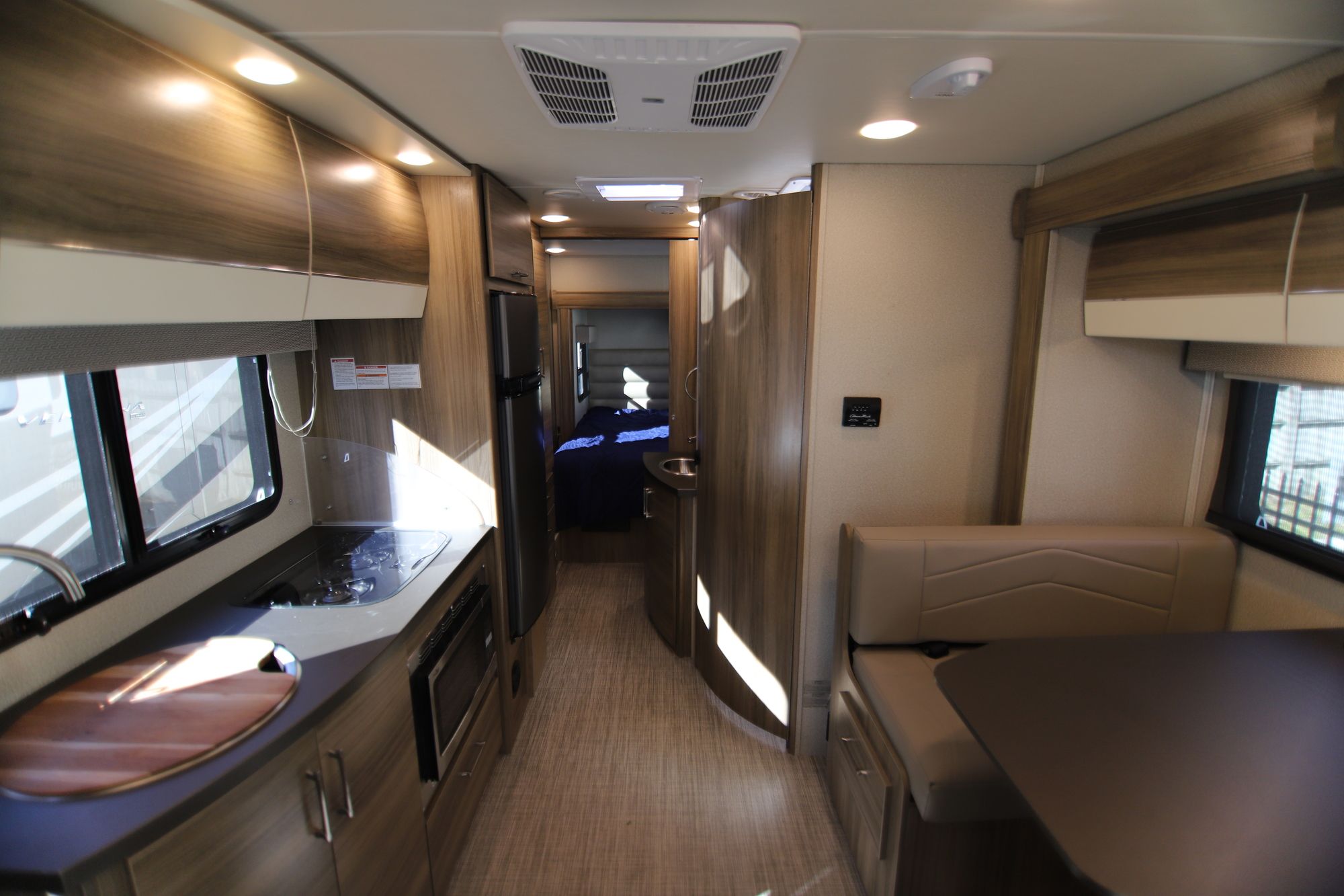 Used 2018 Jayco Melbourne Prestige 24KP Class C  For Sale