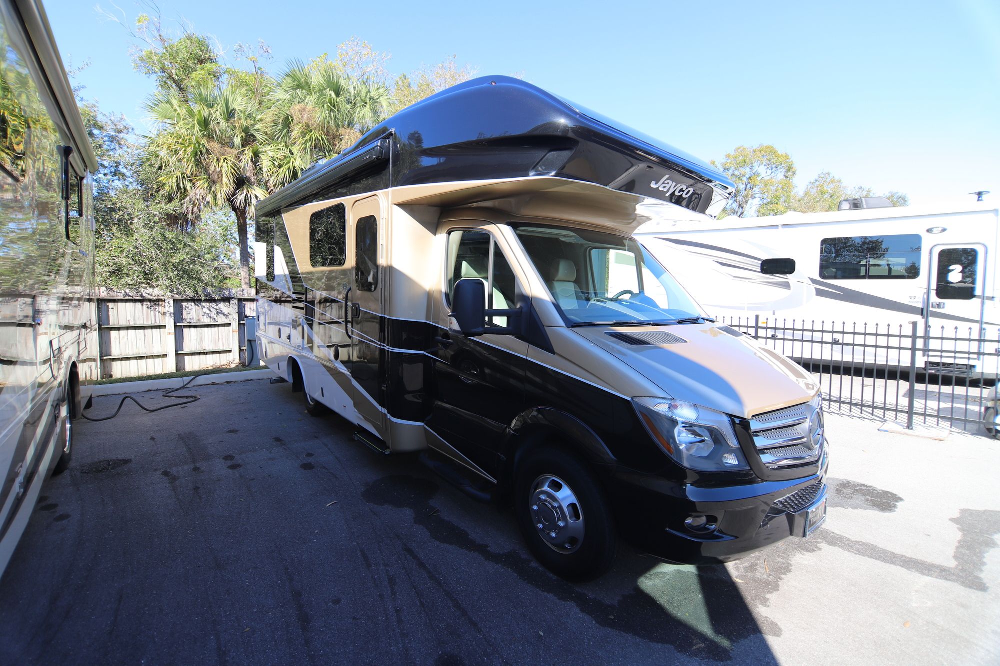 Used 2018 Jayco Melbourne Prestige 24KP Class C  For Sale